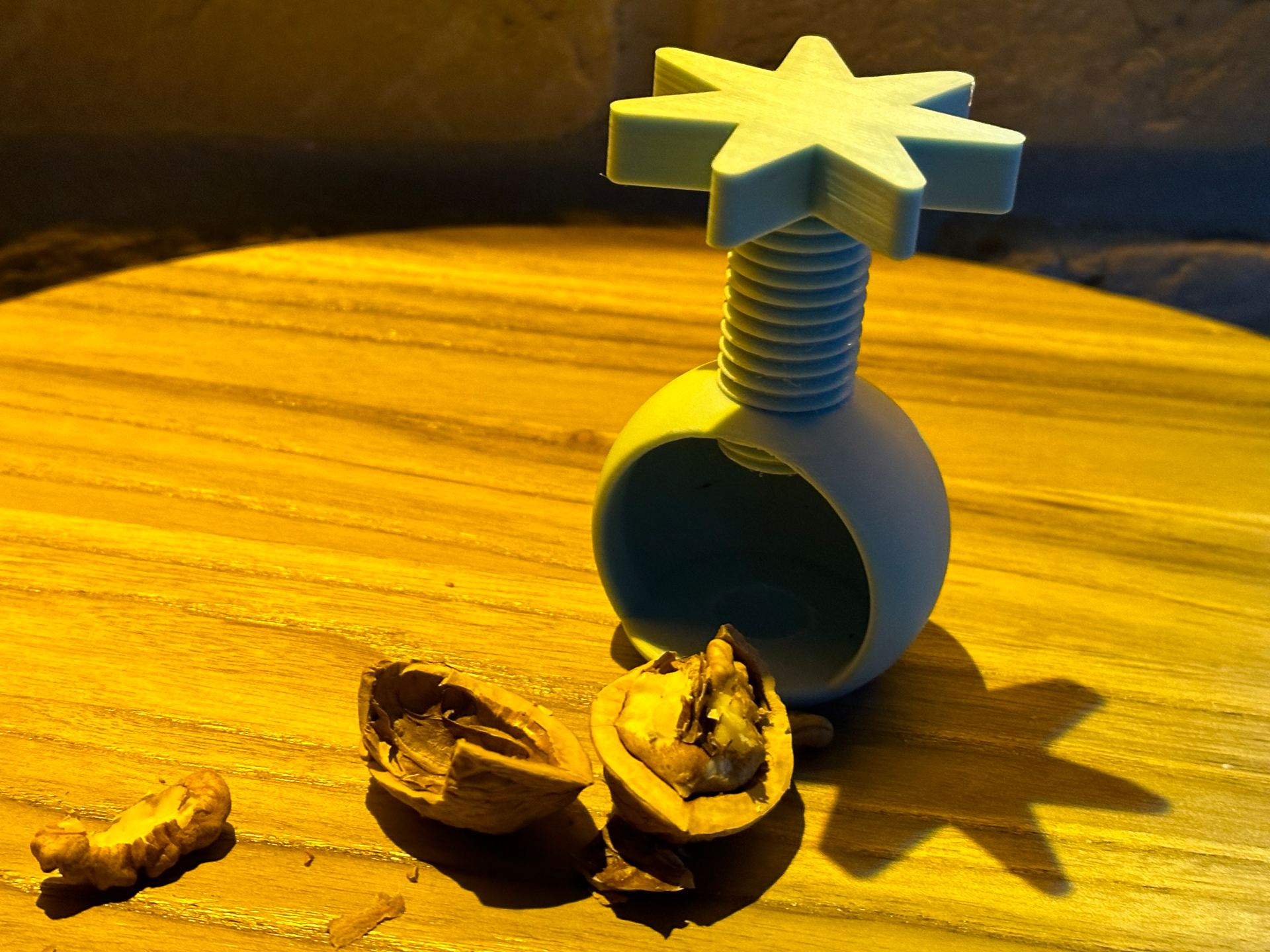 Stern-Knacker / Nut Cracker