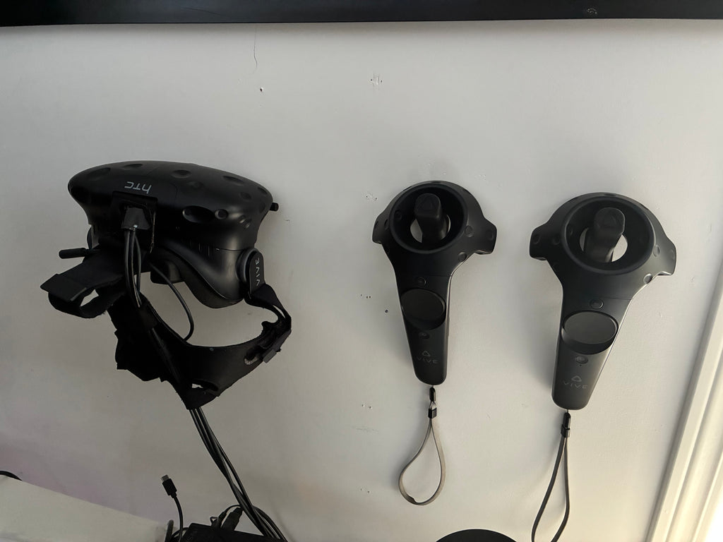 HTC Vive Wand/Headset Holders + Lens Protector
