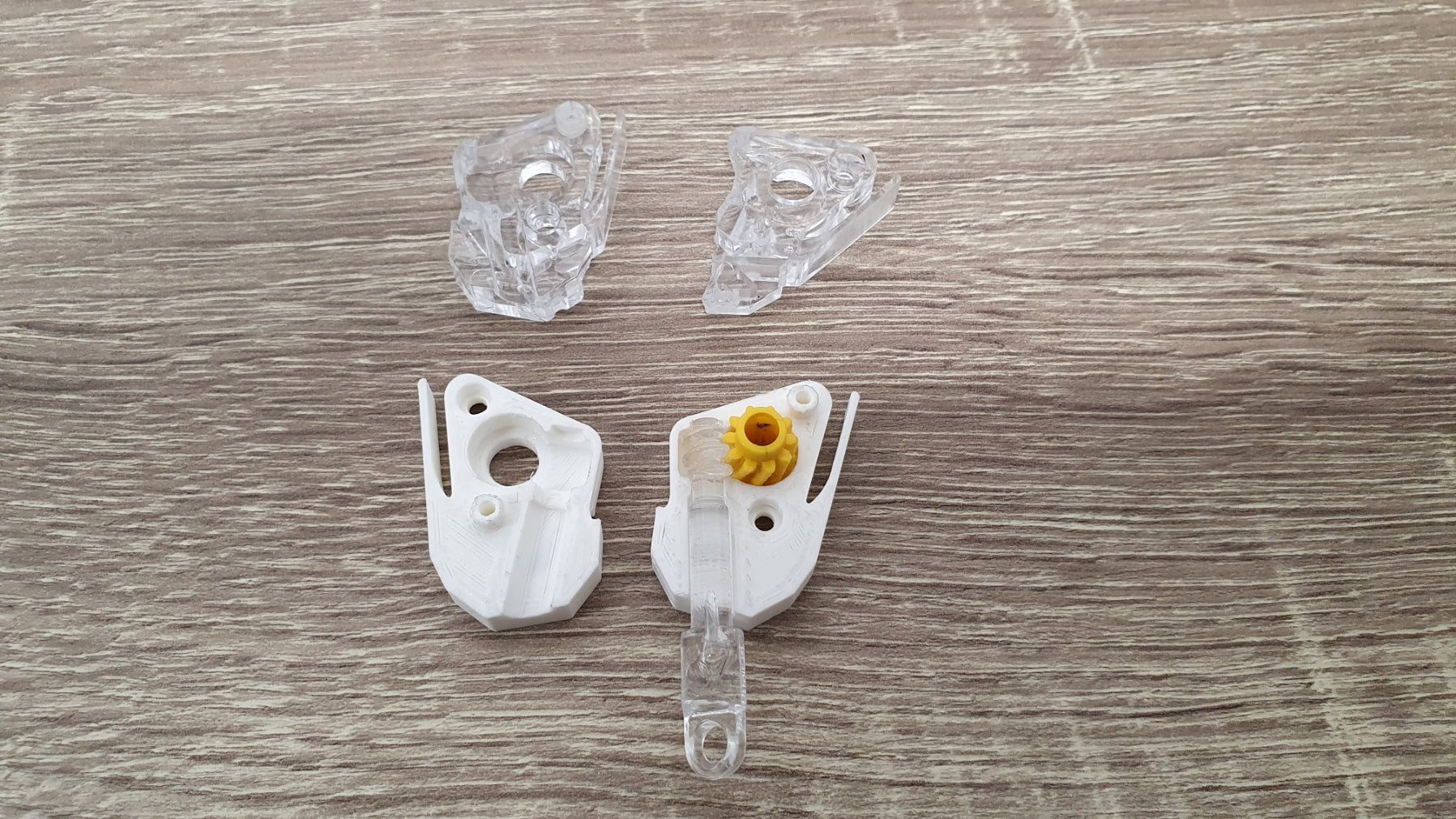 Window venetian blind / Jalousie gearbox