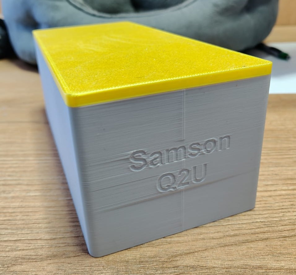 Samson Q2U Microphone Box