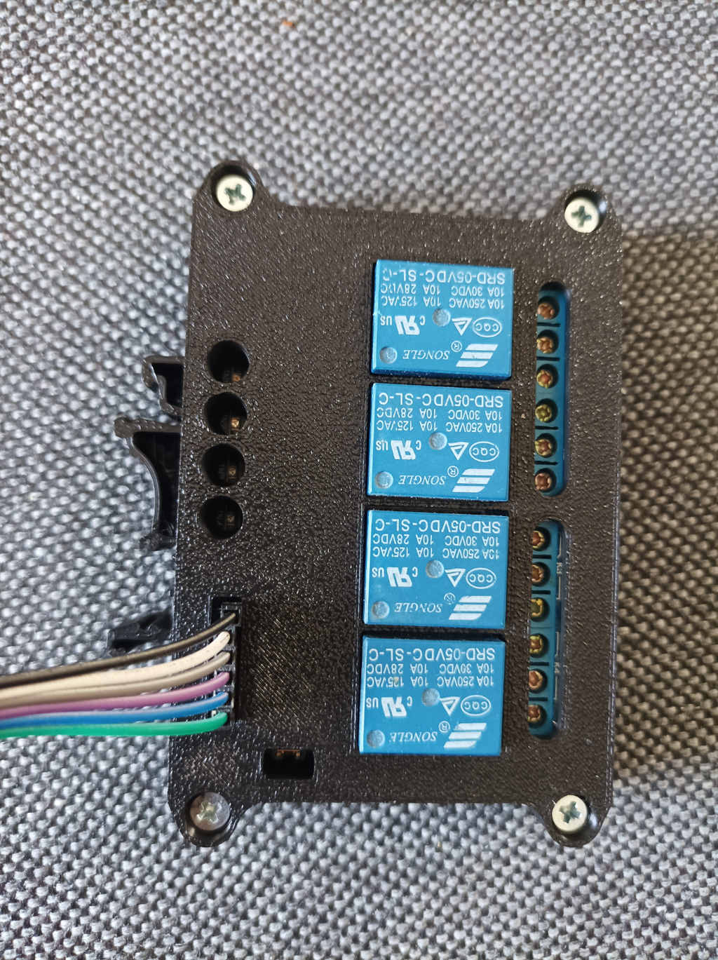 4-Channel Relay Module Case with DIN rail mount
