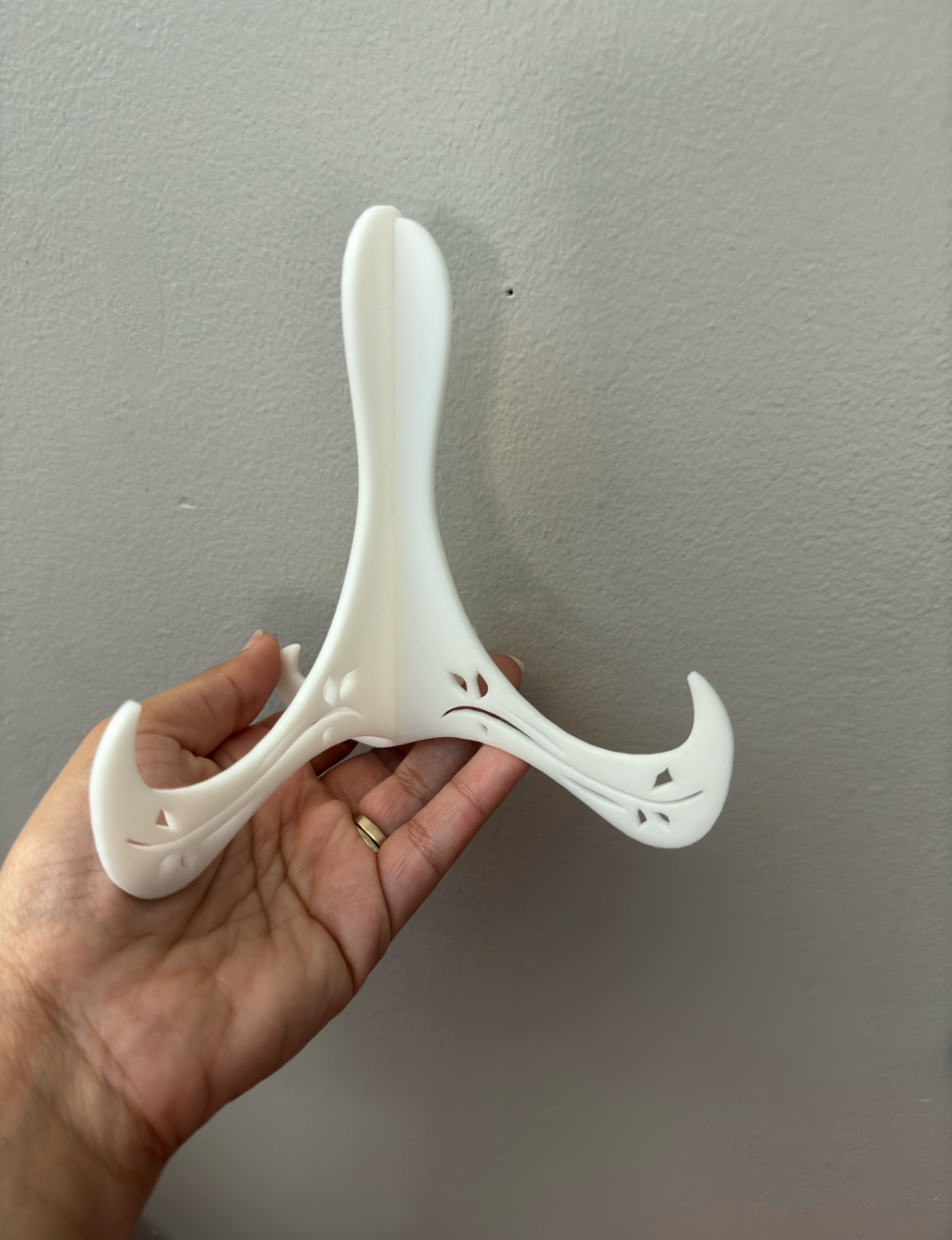 Easel or frame stand
