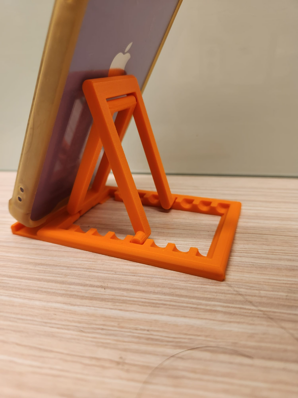 adjustable phone stand