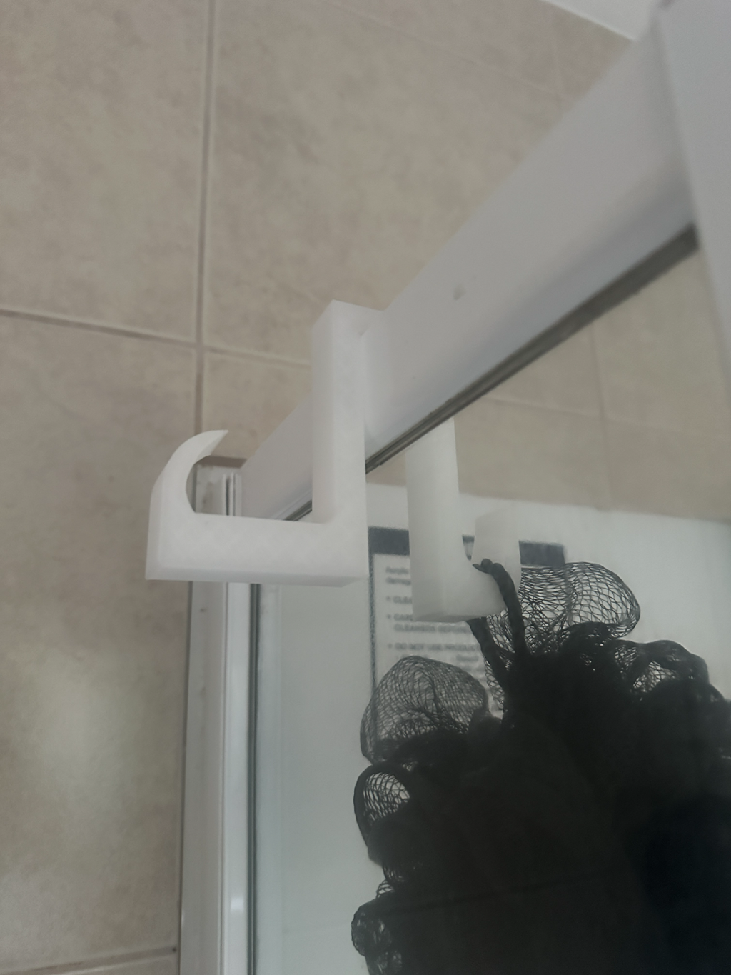 Shower Hook for Showers with 28mm Ledge on top