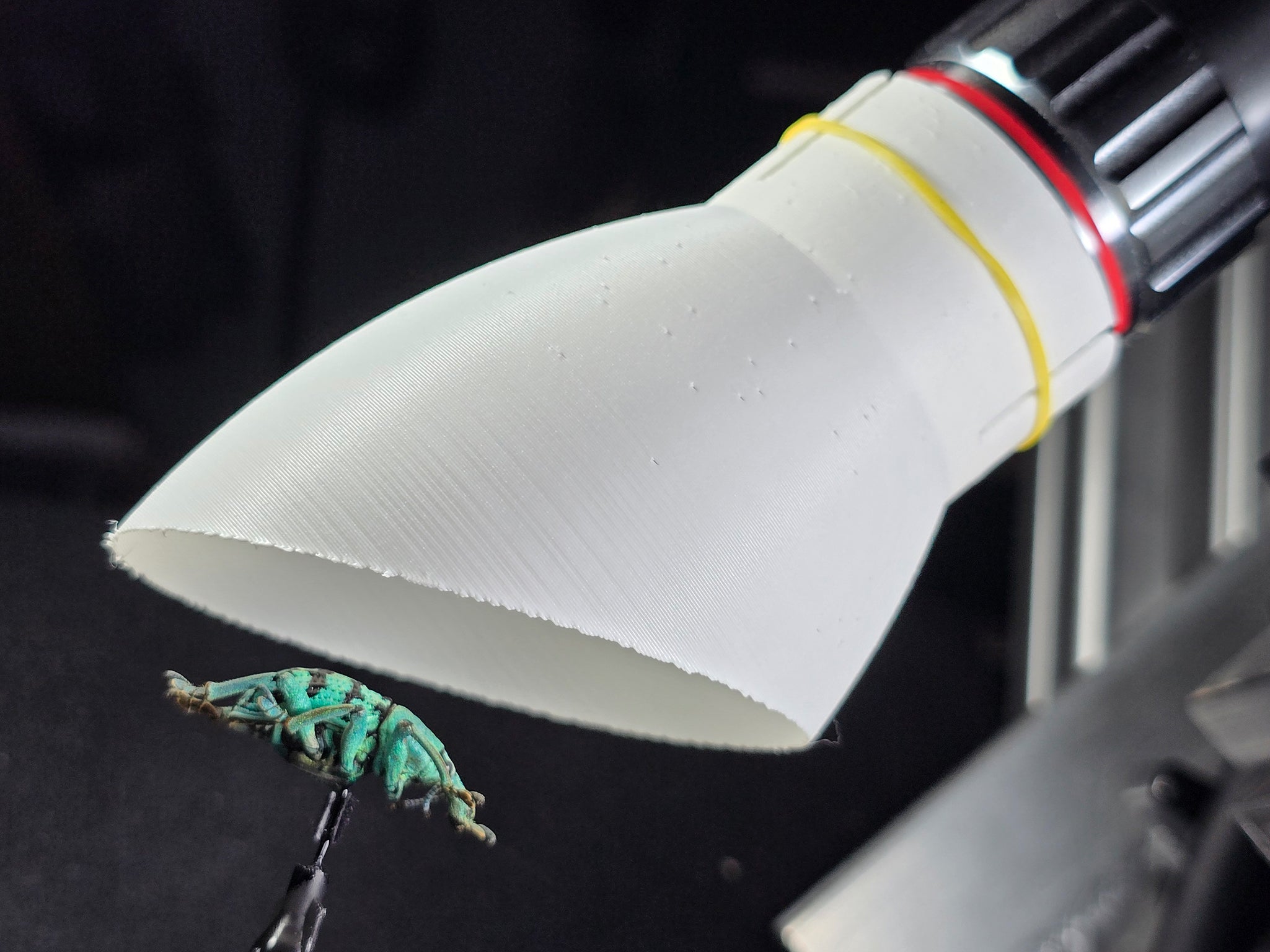 Customizable Lens Diffuser for Macro Photography
