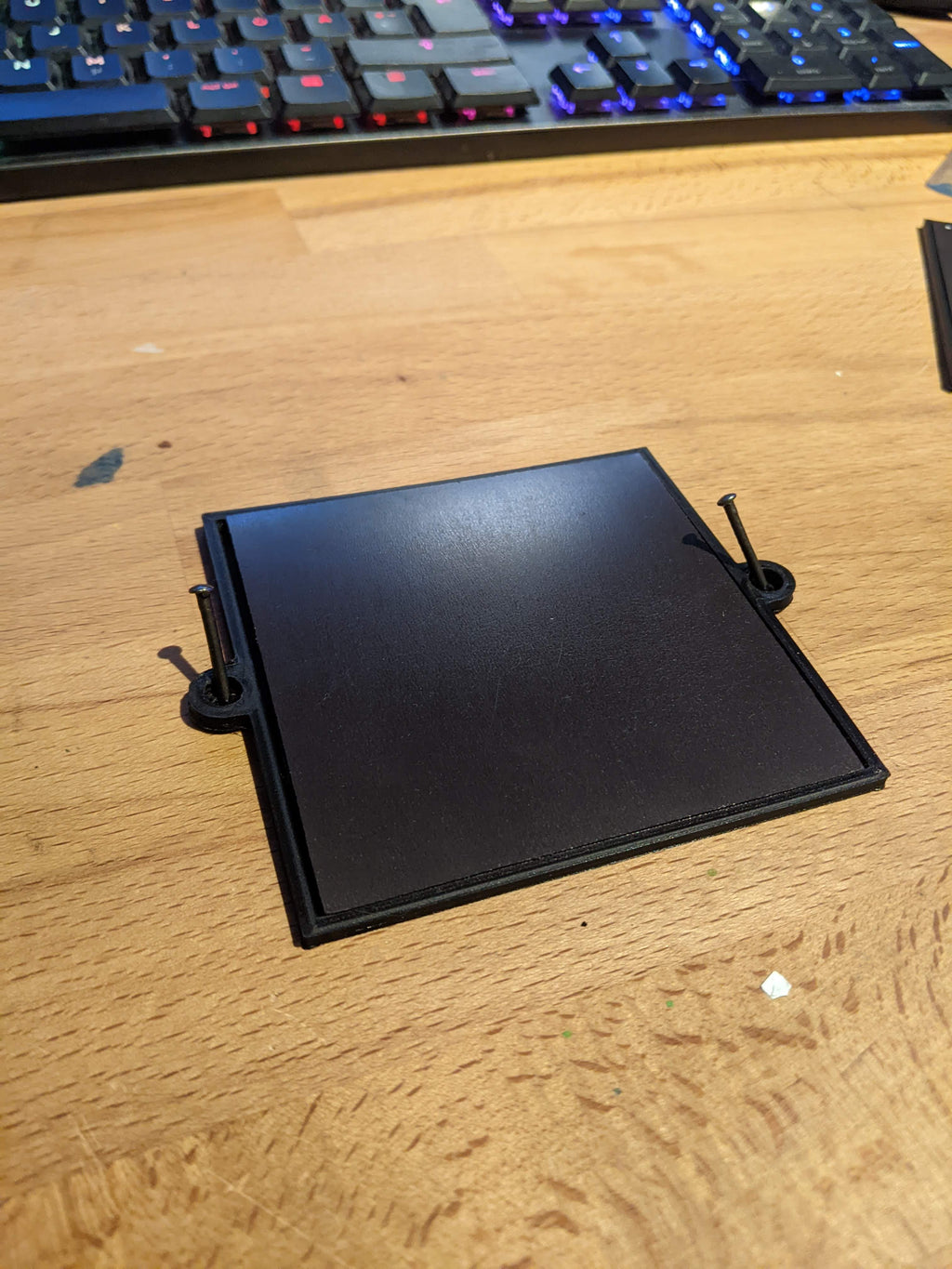 Displate Wall Mount / Spacer