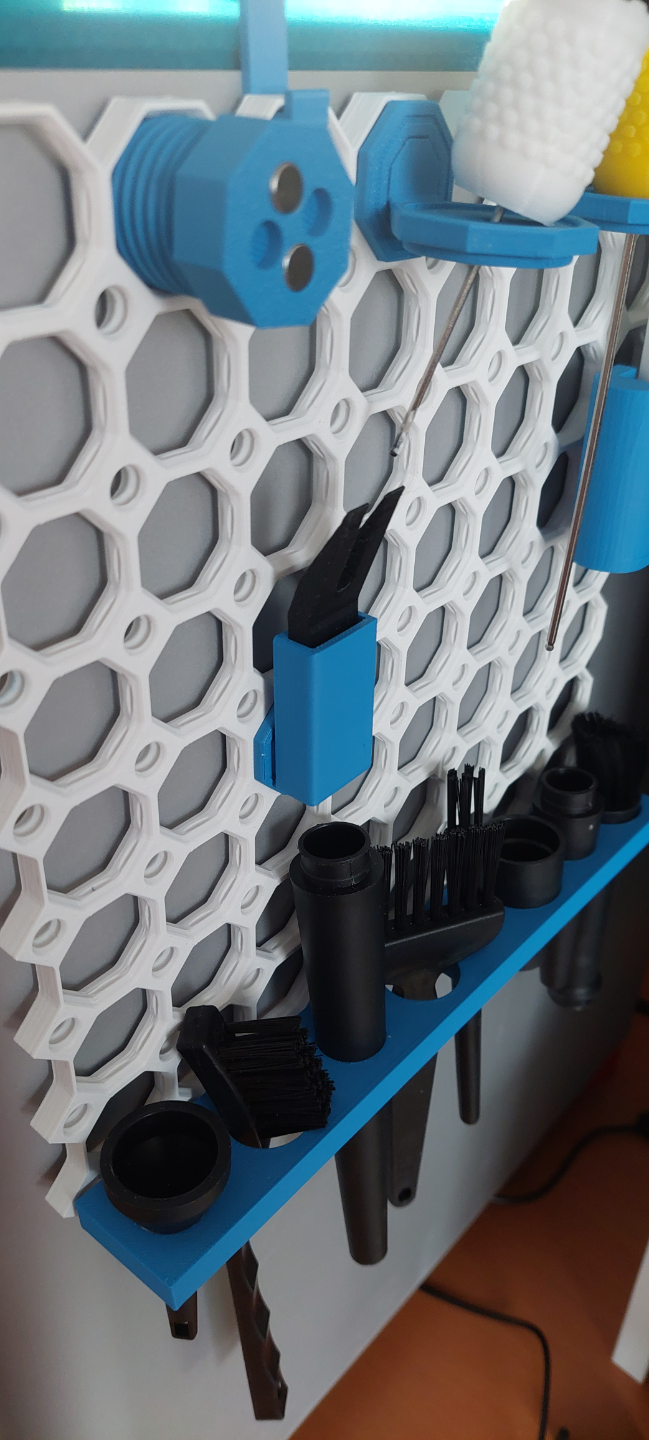 PTFE tool holder for multiboard