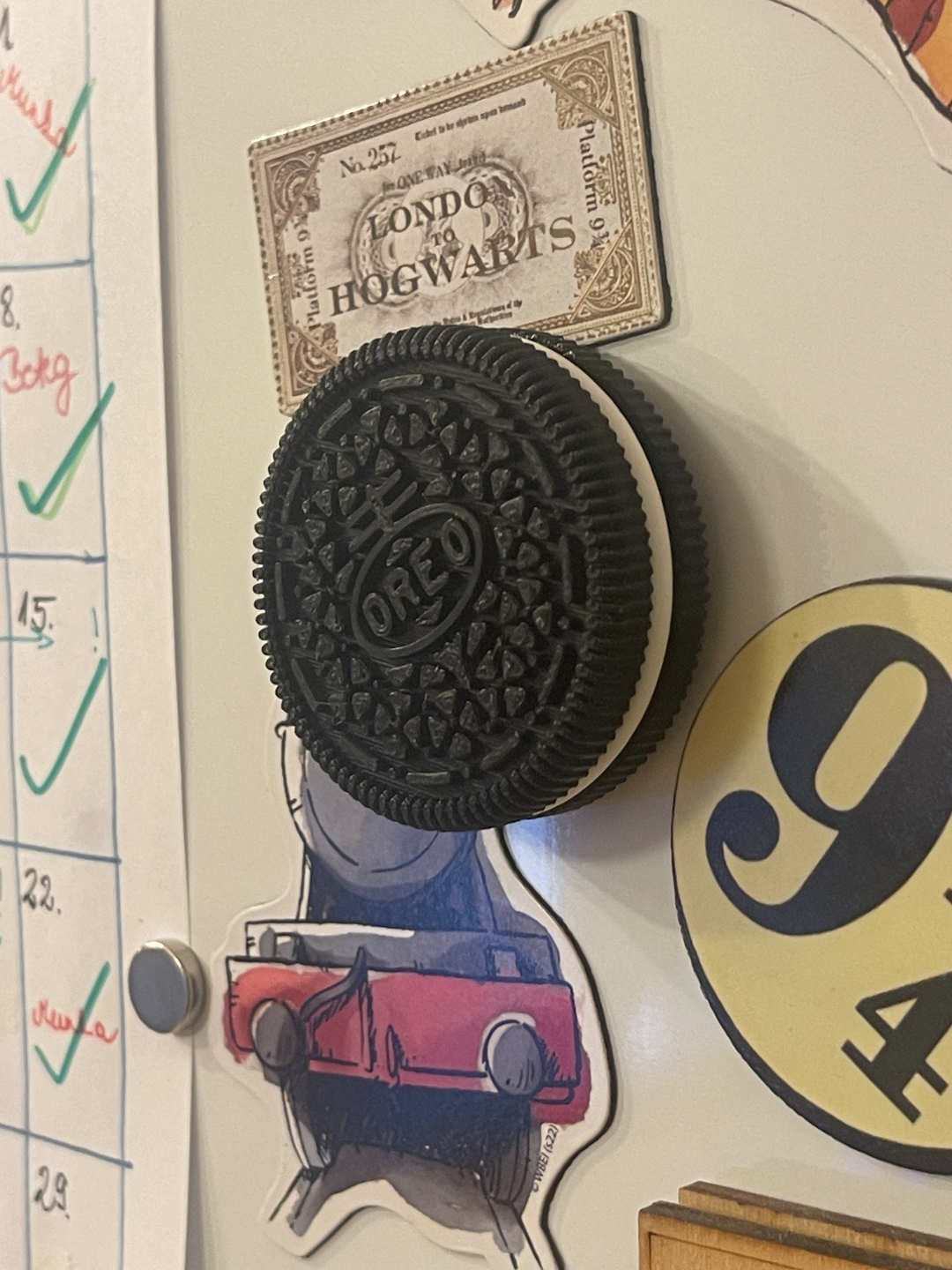 Oreo fridge / whiteboard magnet (10x3mm)