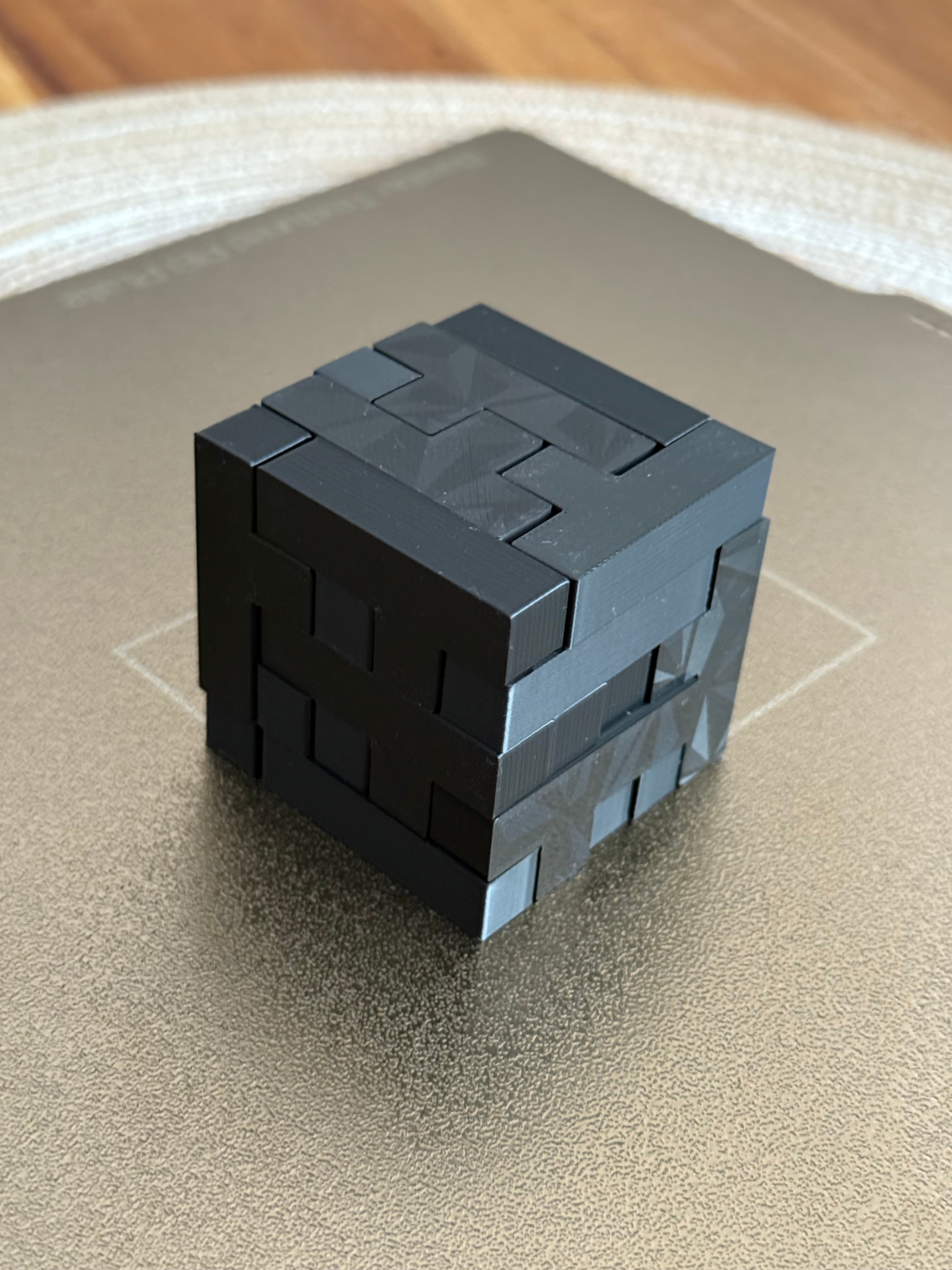 3D-Puzzle-Würfel aus T-Teilen