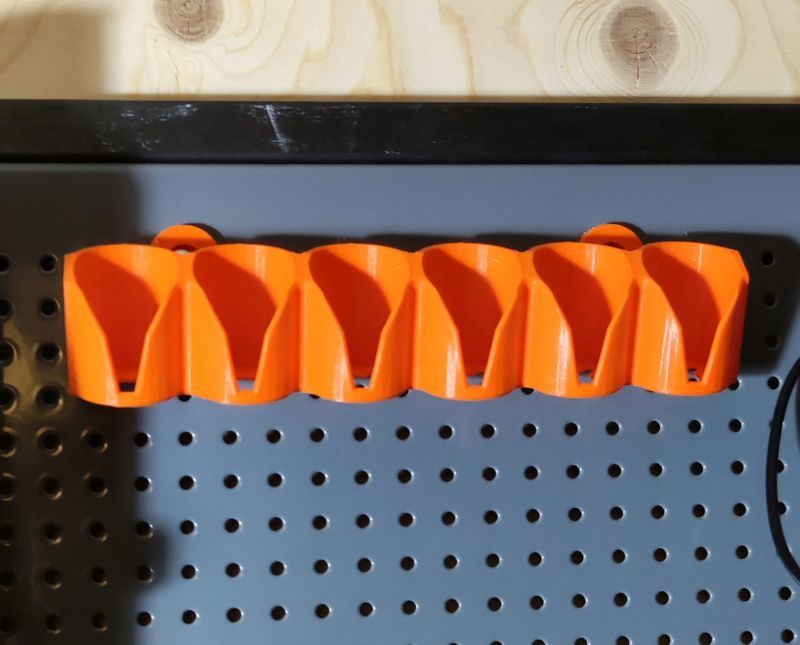 Vallejo Paint Holder for Biltema Pegboard