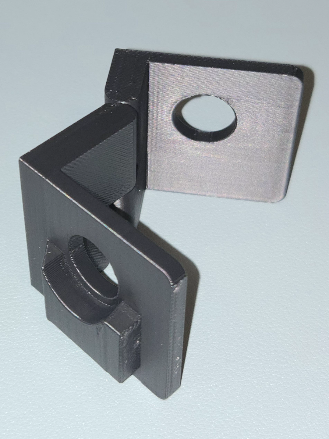 Version 1 hinges for GOEWS tiles
