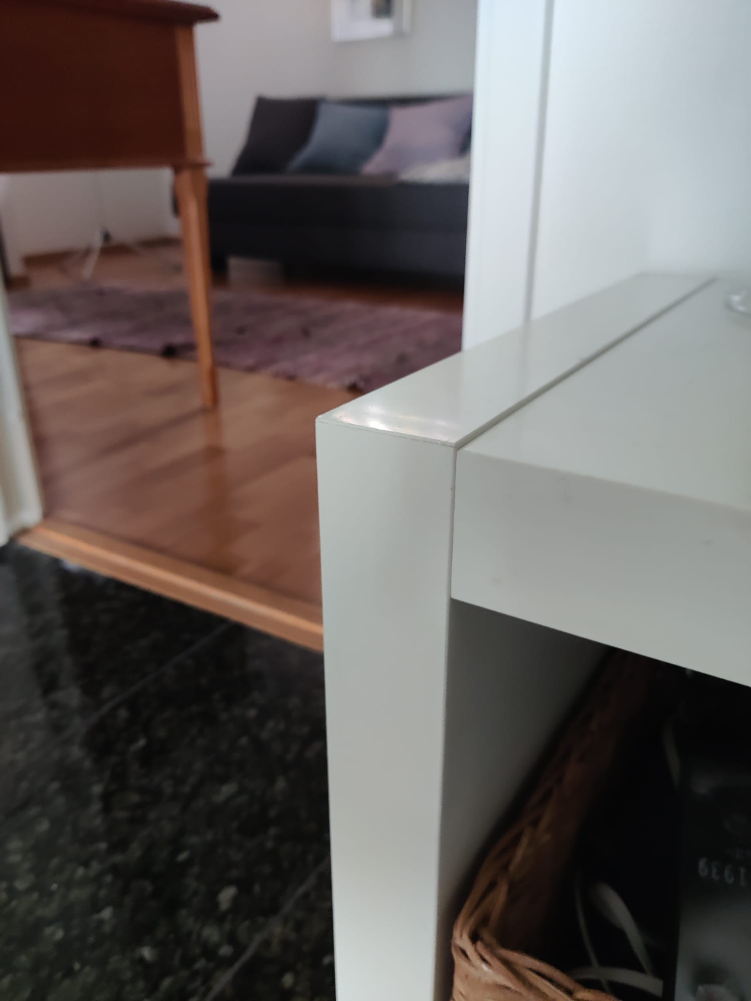 Furniture corner rounder