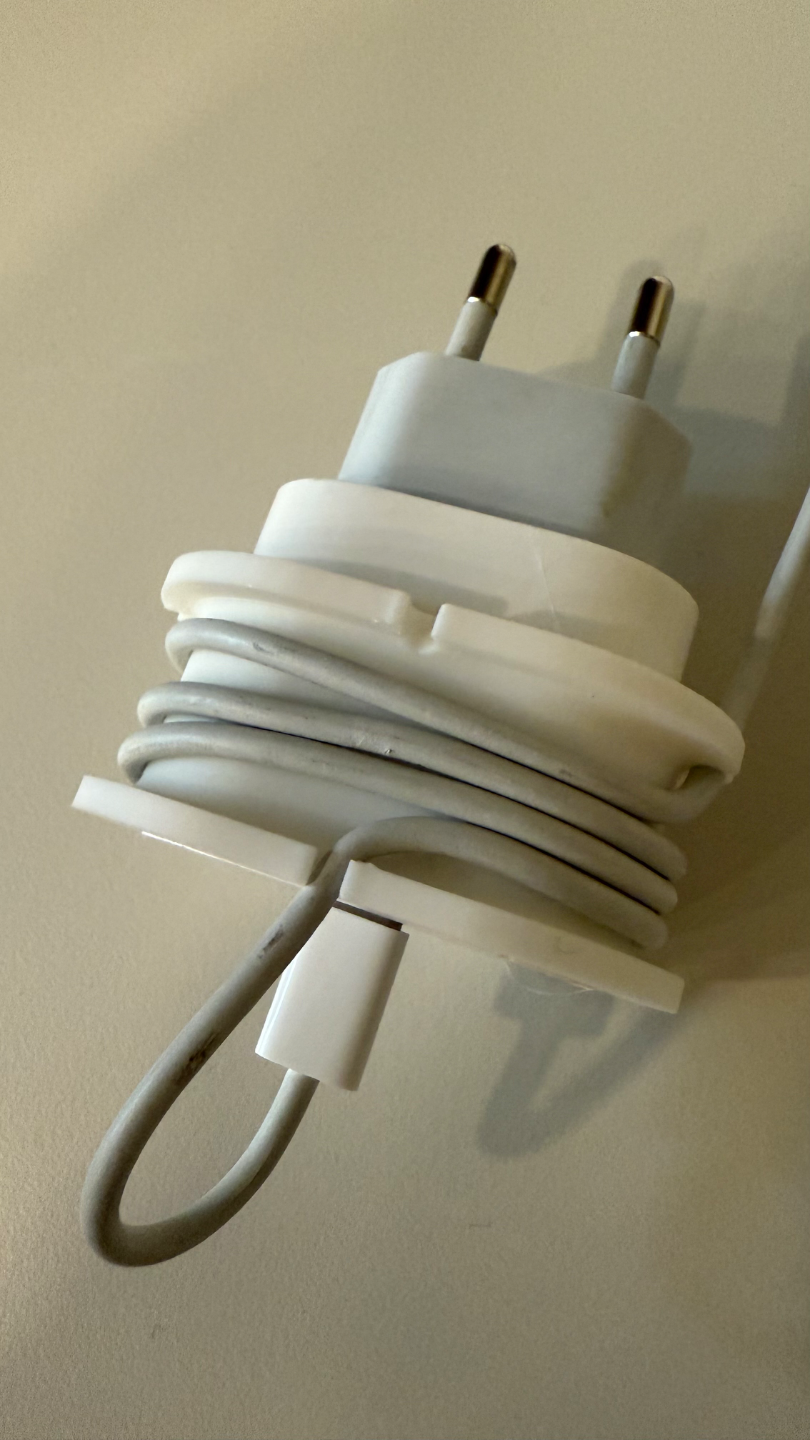 iPhone Ladekabelhalterung (USB-C)