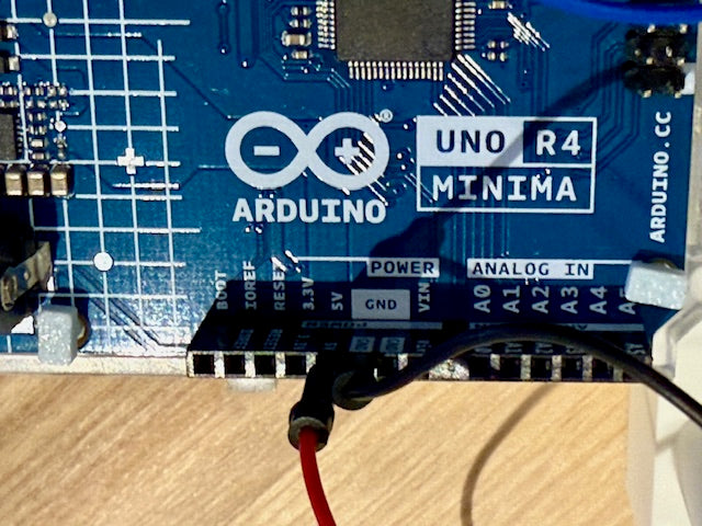 Arduino Uno R4 Minima backplate pins