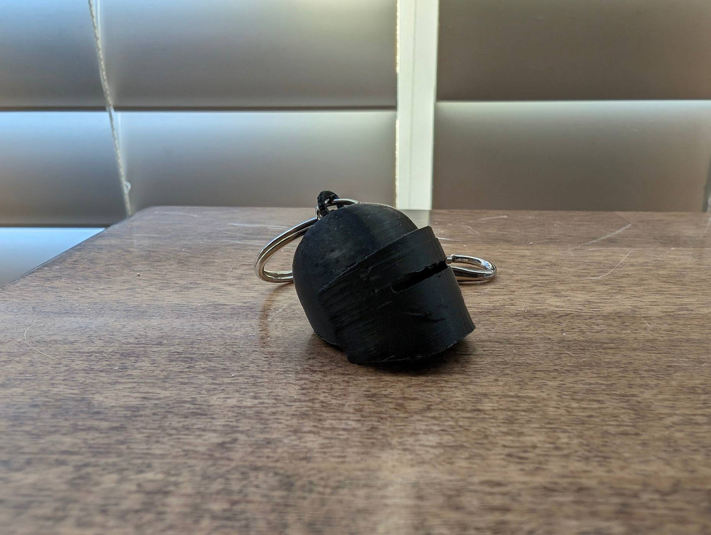 Killa Helmet Keychain - Escape from Tarkov
