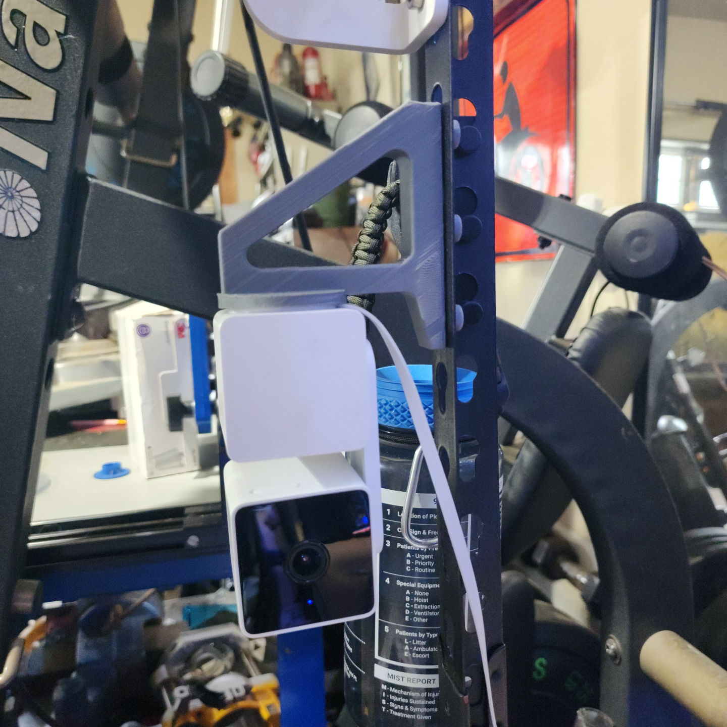 Wyze Cam Pan 3 Keyhole Shelf Mount