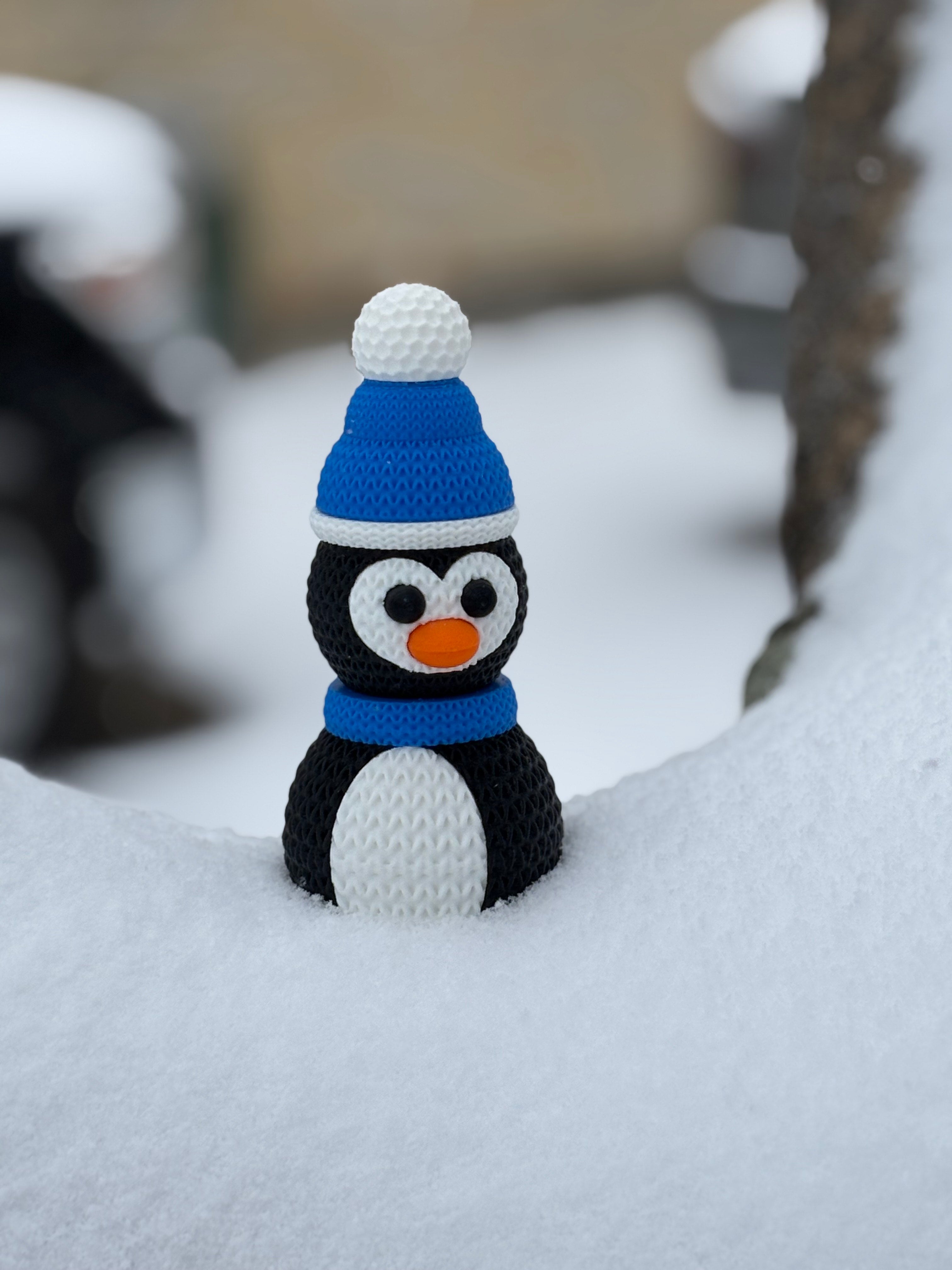 Buildable Knitted Penguin