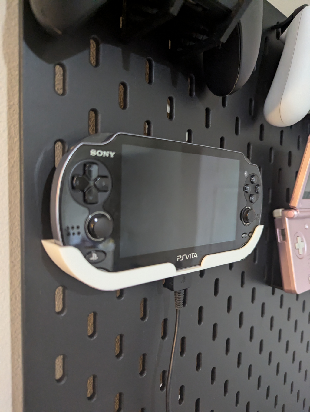 PS Vita holder for IKEA Skadis