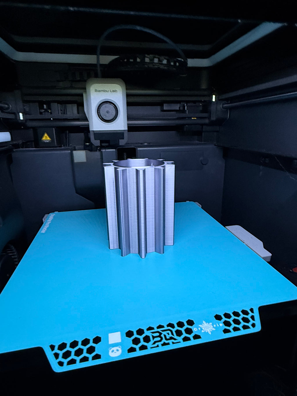 Gear shaped desk orgainzer