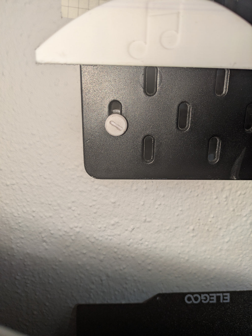 Skådis Bolt and Bracket Wall Set