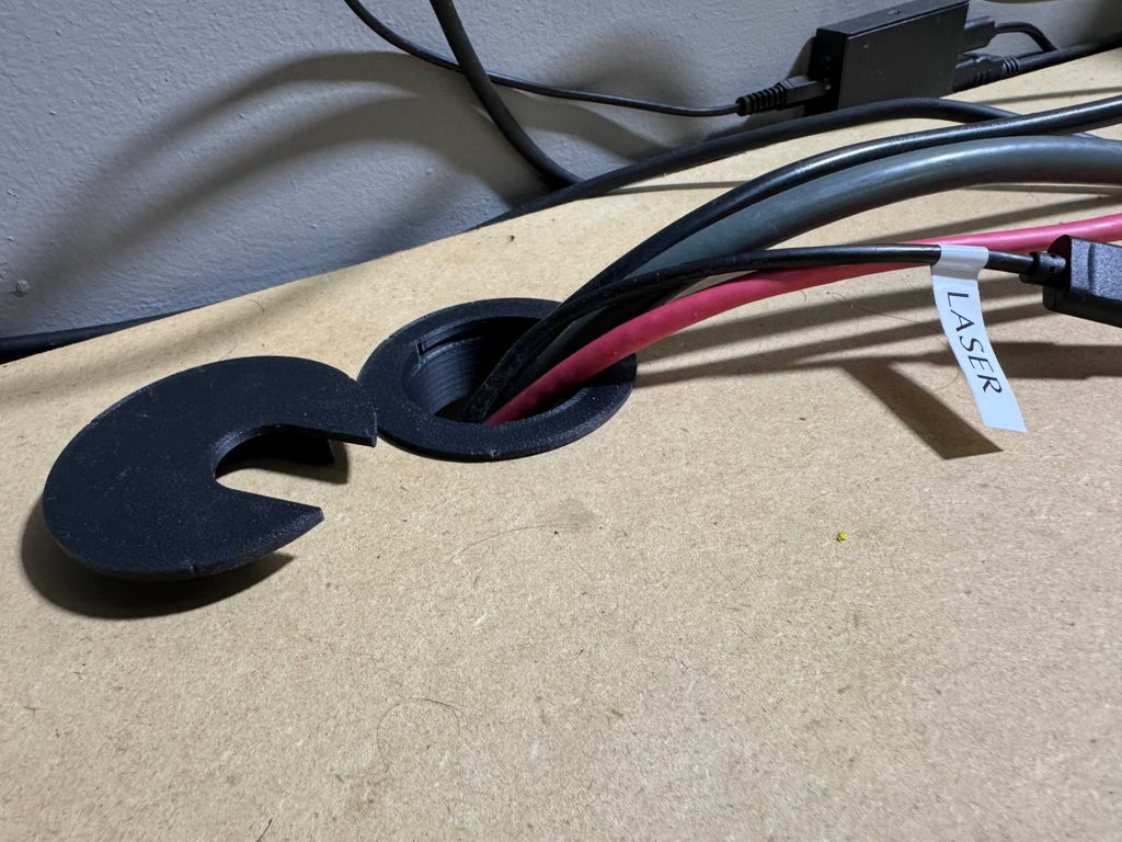 Locking Desk Grommet
