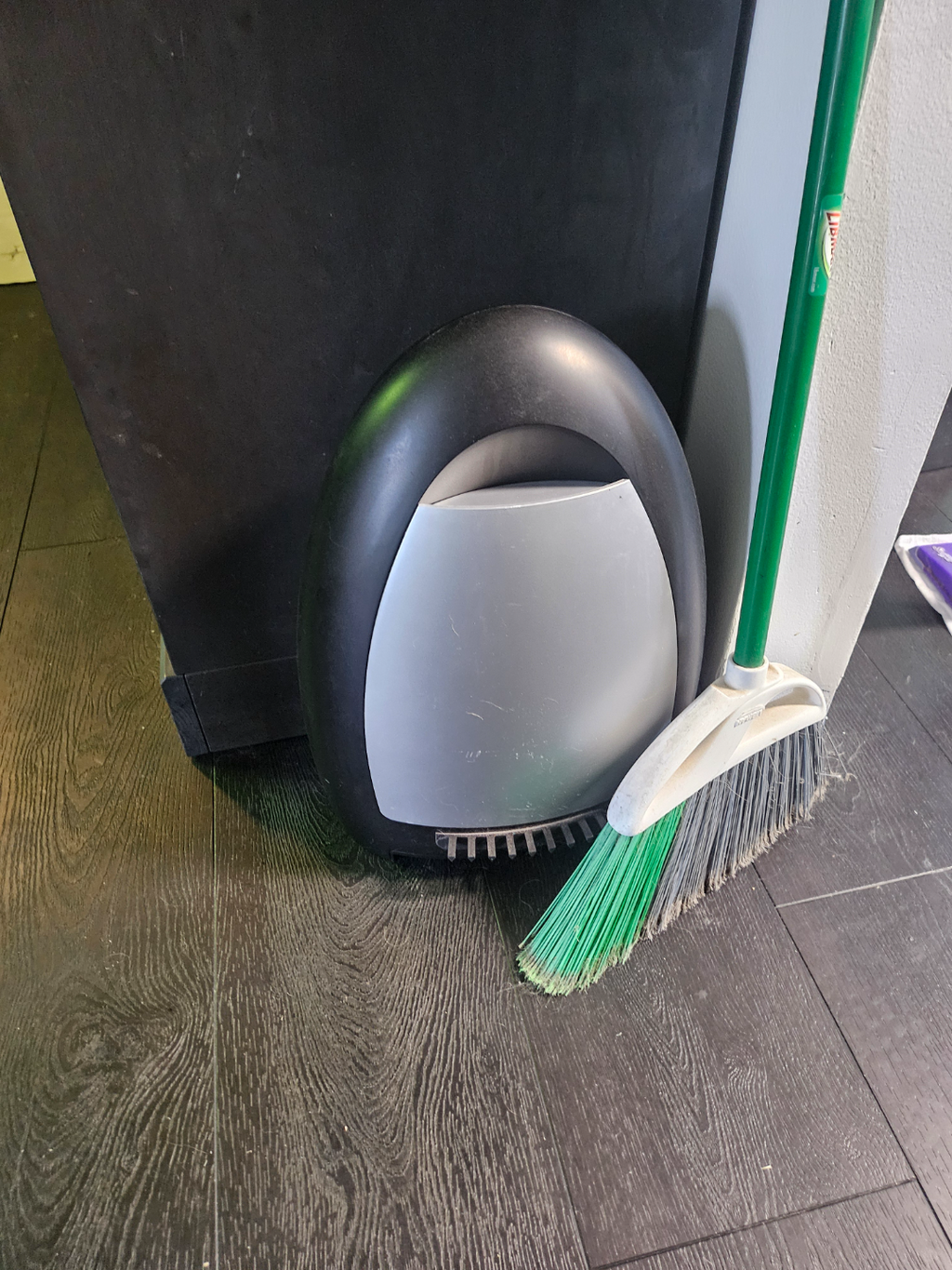 Broom Comb