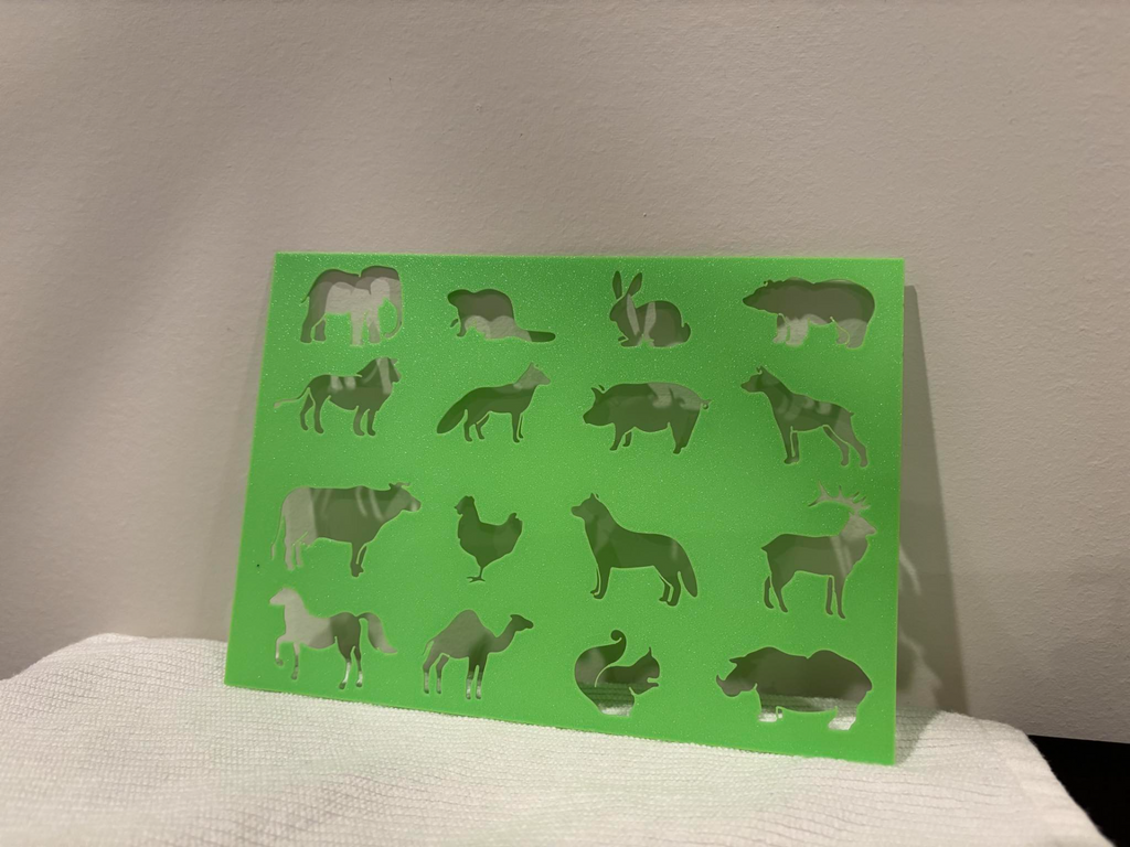 Kids Animal stencil montessori