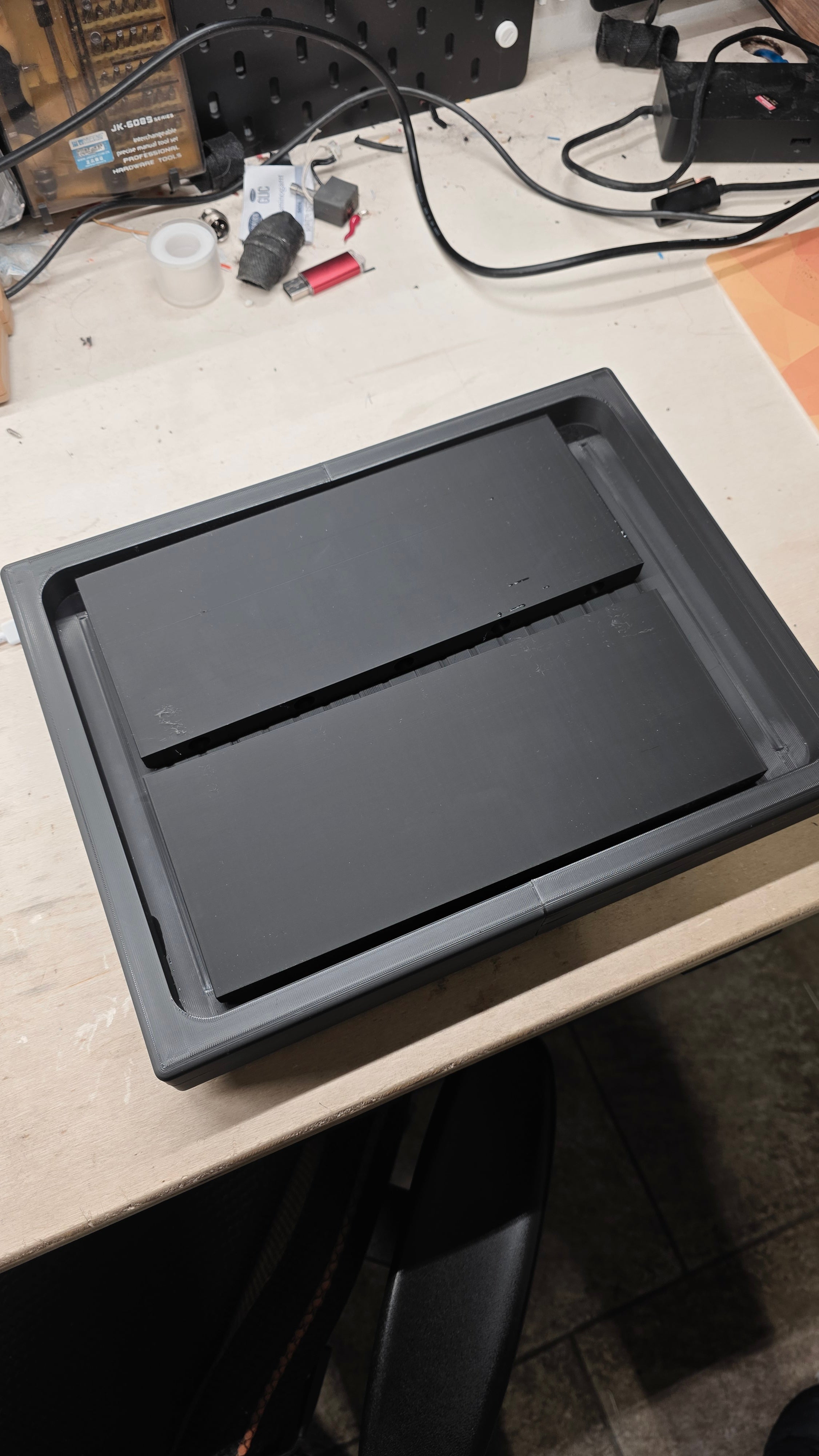sofa armrest table/tray