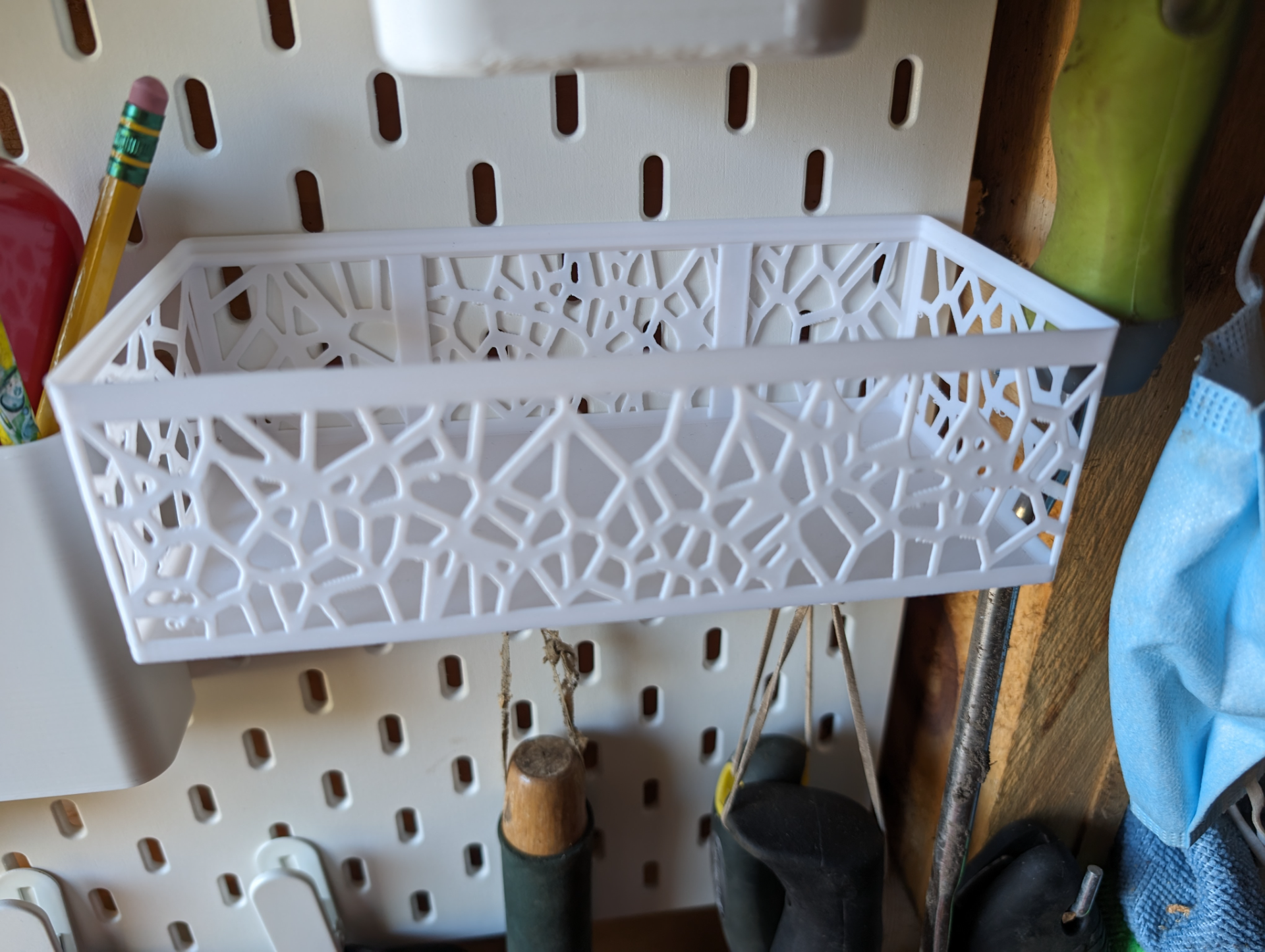 Voronoi IKEA SKADIS box