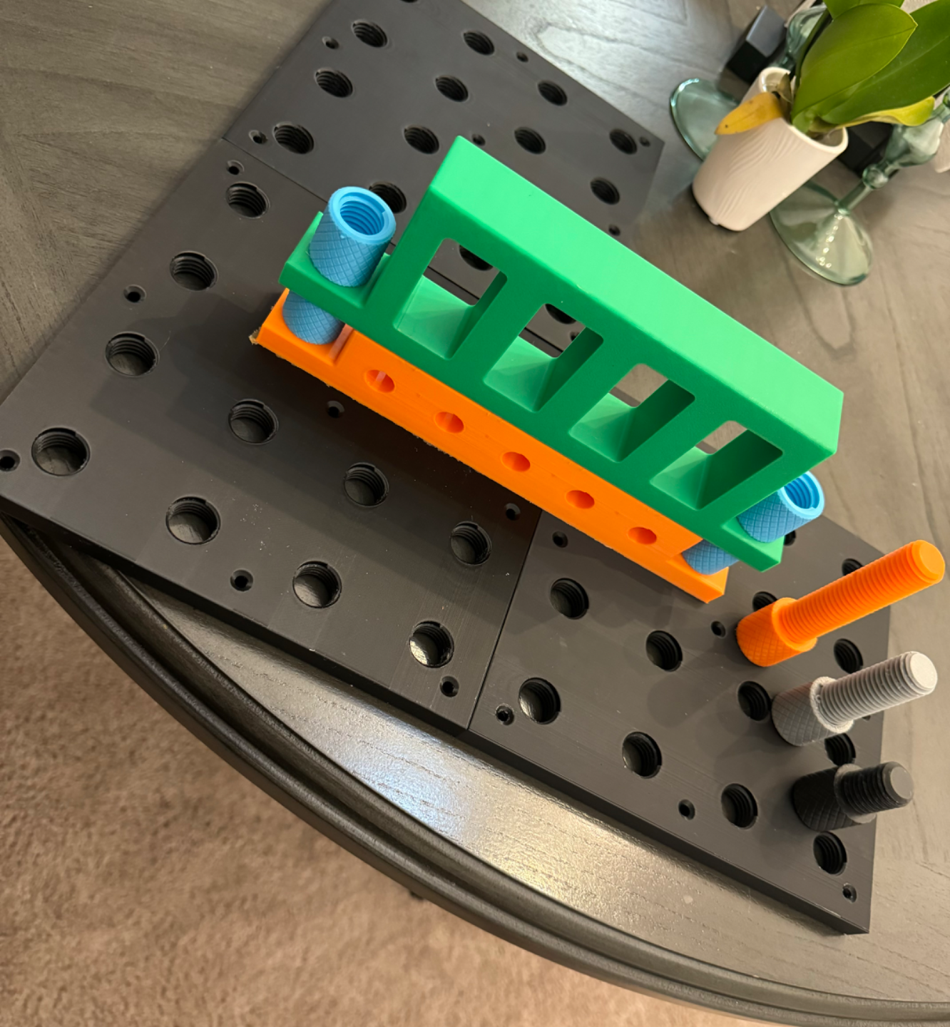 Screwdriver Holder with Magnets (Threaded Peg Board Compatible)