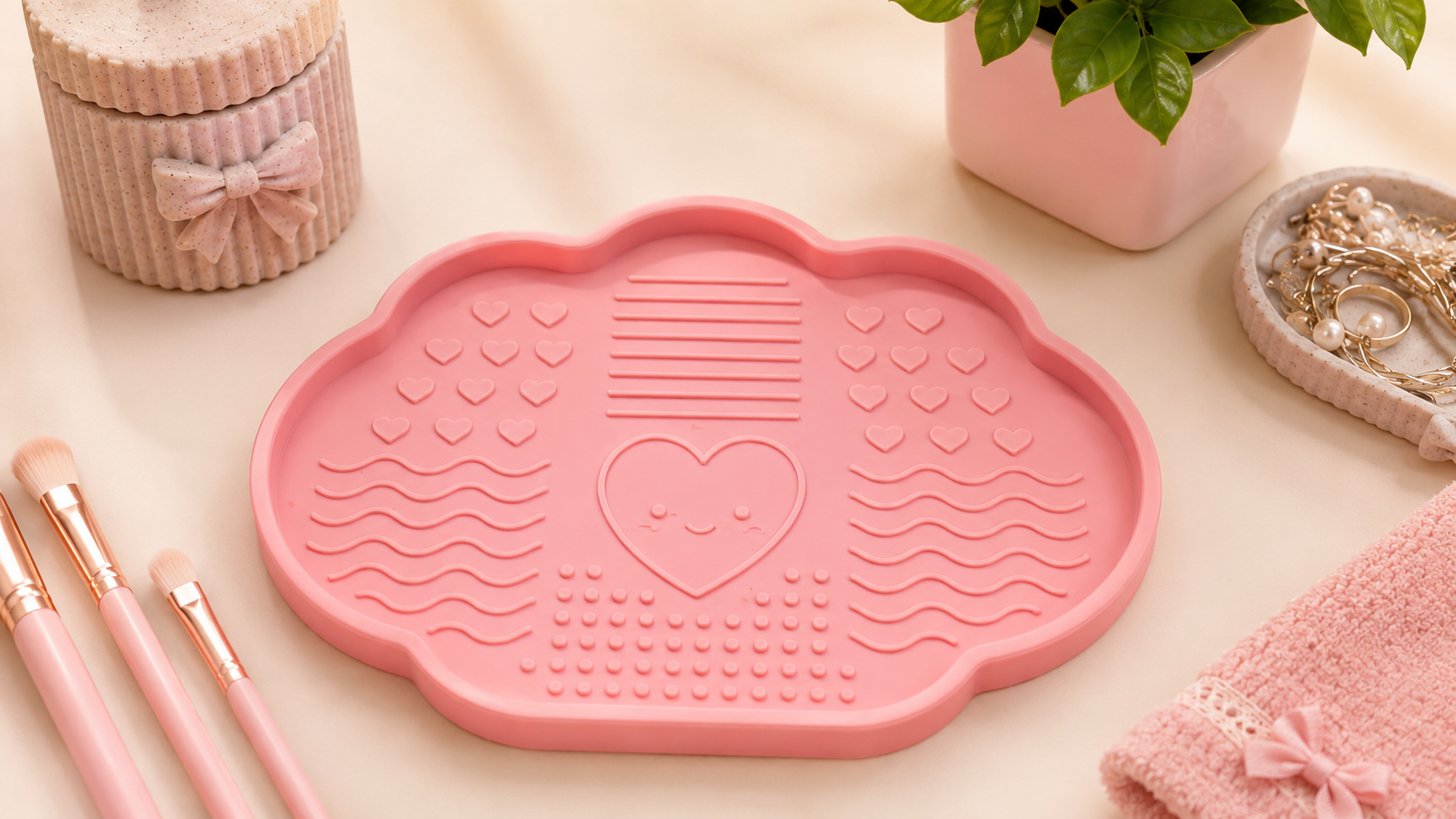 Cute Makeup Brush Cleaner