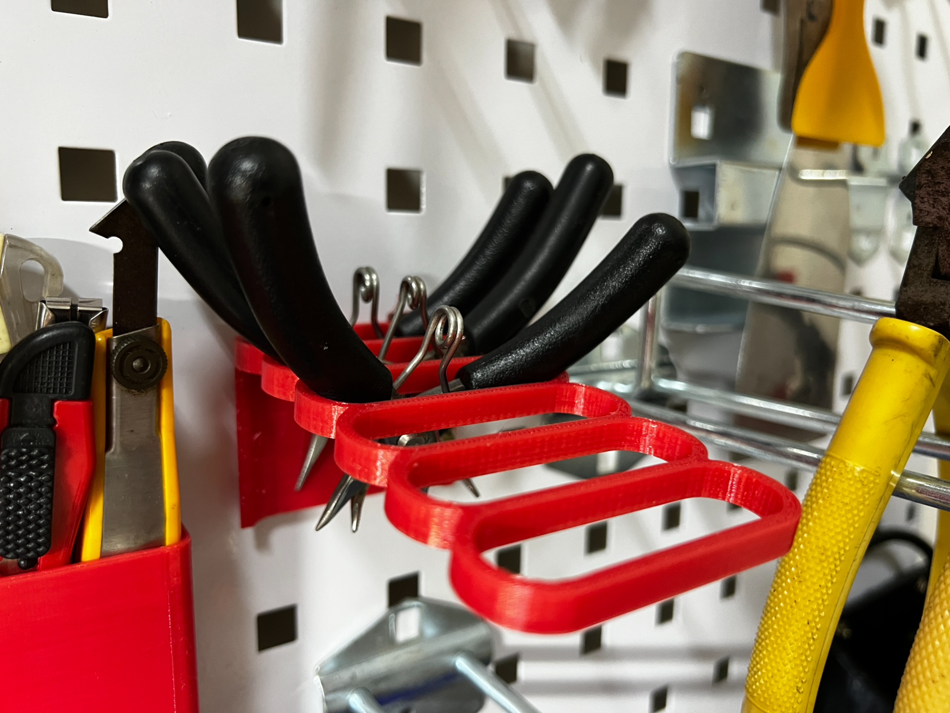 square pegboard 方形 洞洞板 鉗子 pliers