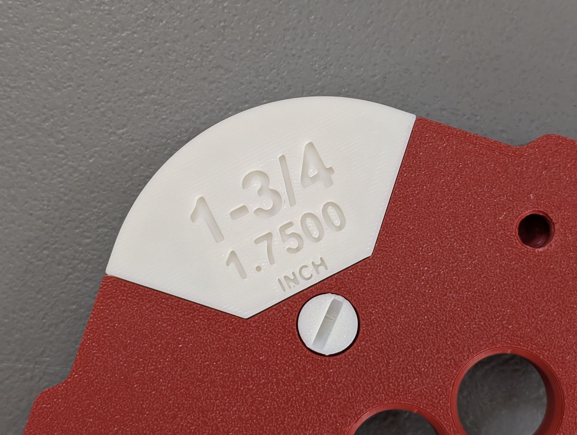 Upgraded Screws for Corner Jig