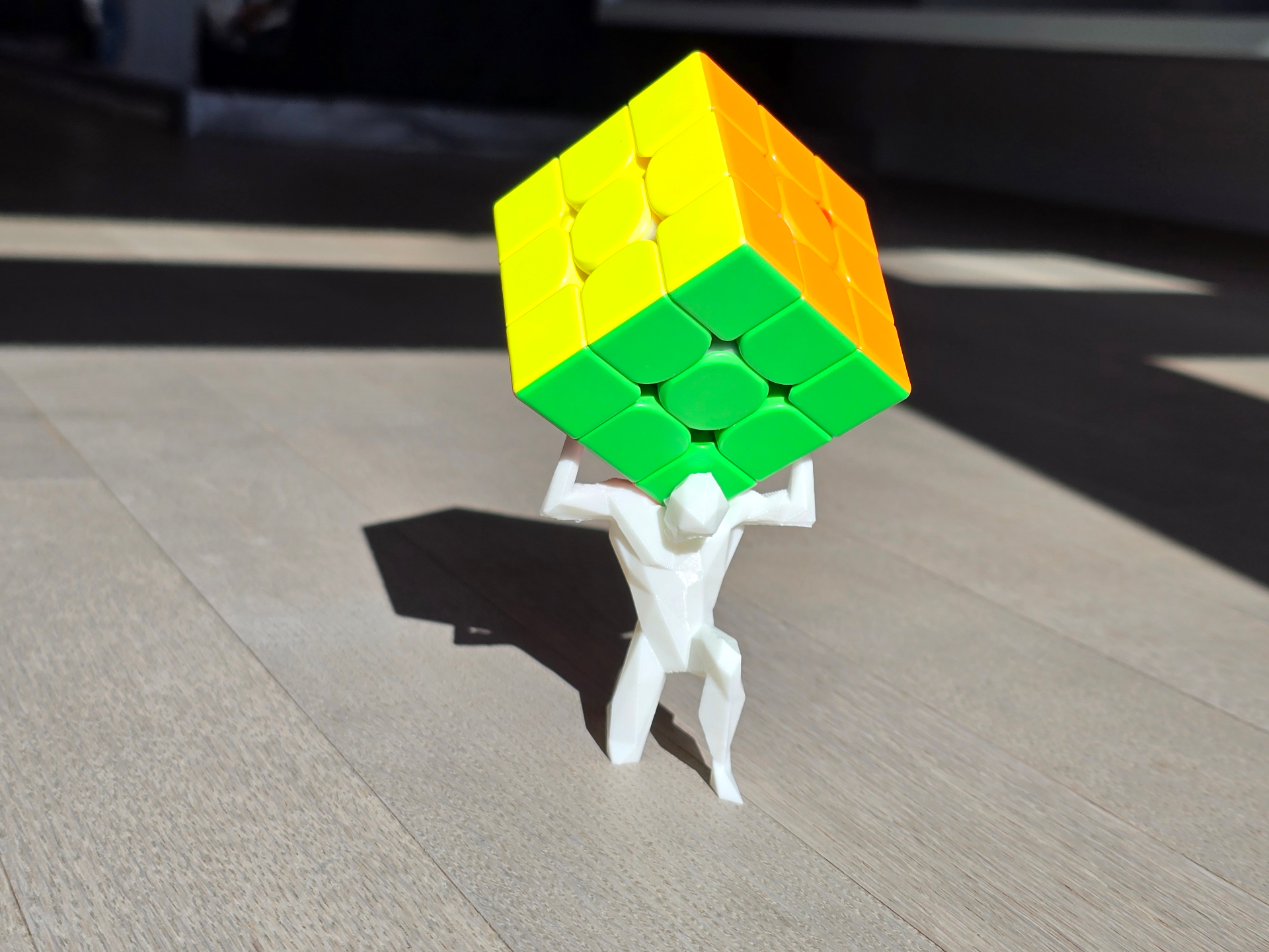 Atlas Rubik Cube Holder