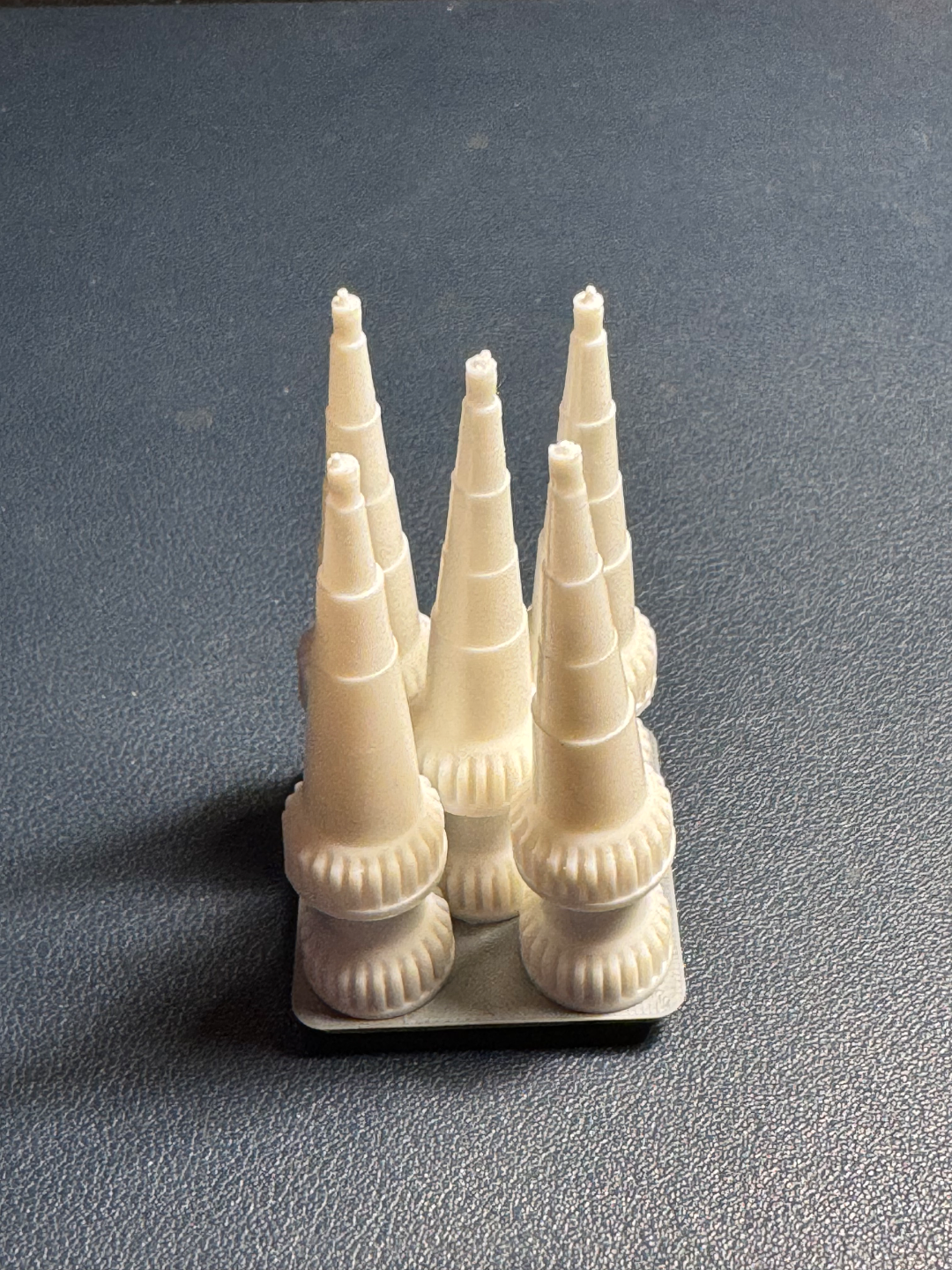 Gridfinity Refined E6000 Snip-Off Nozzle Holder