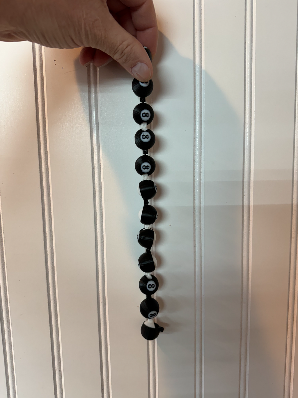 Eyeballs in Eightballs