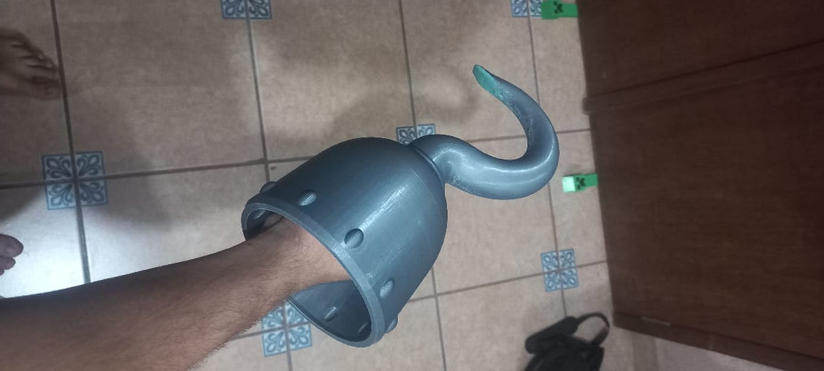Wearable Pirate Hook (Easy printable prop)