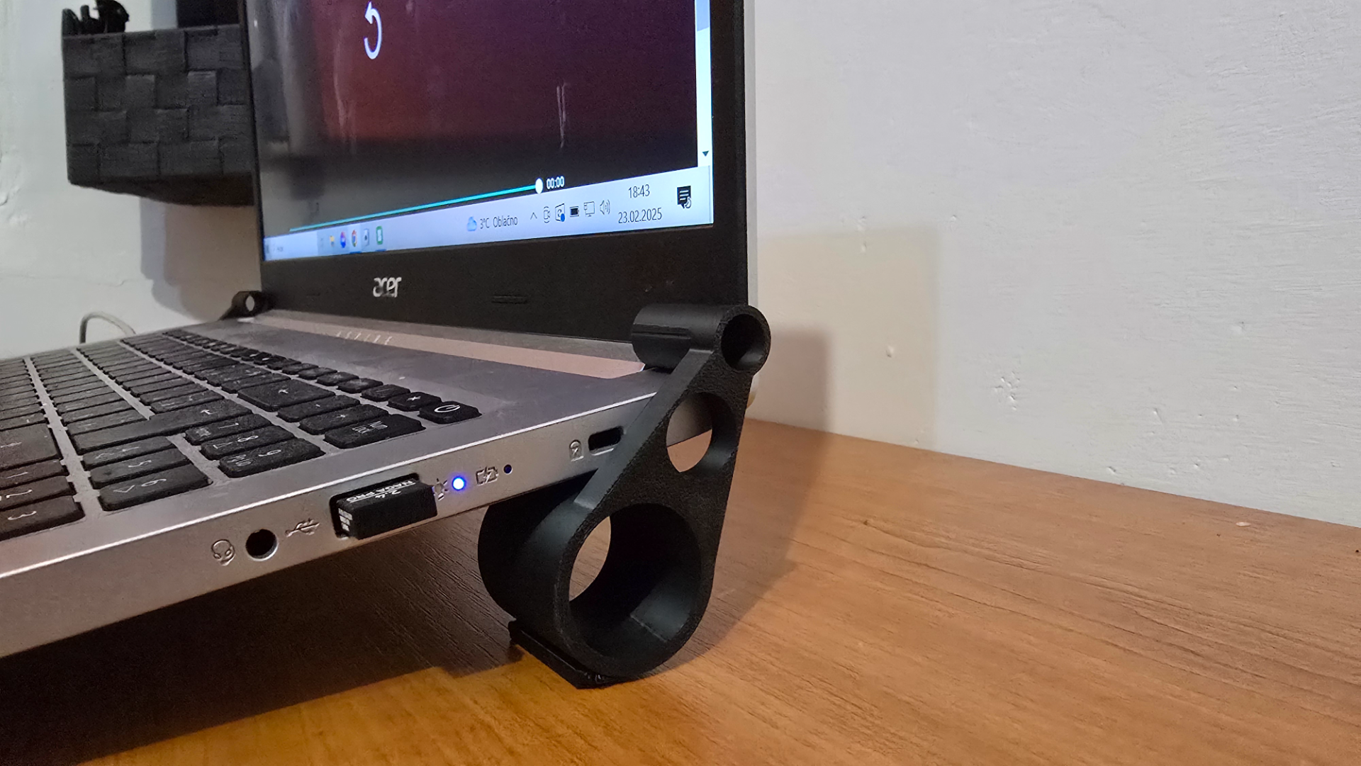 Laptop Stand V2