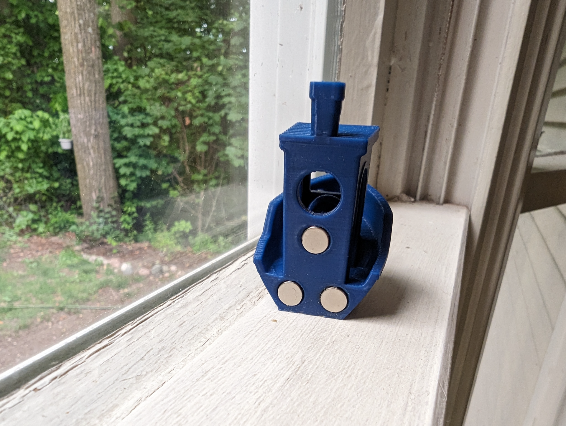 Benchy Bow Magnet