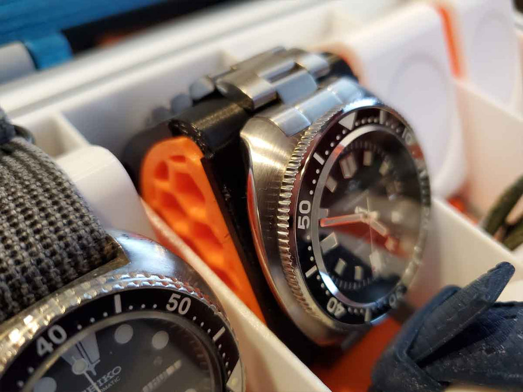 Gridfinity Watch Stand - Watches with Large Bands