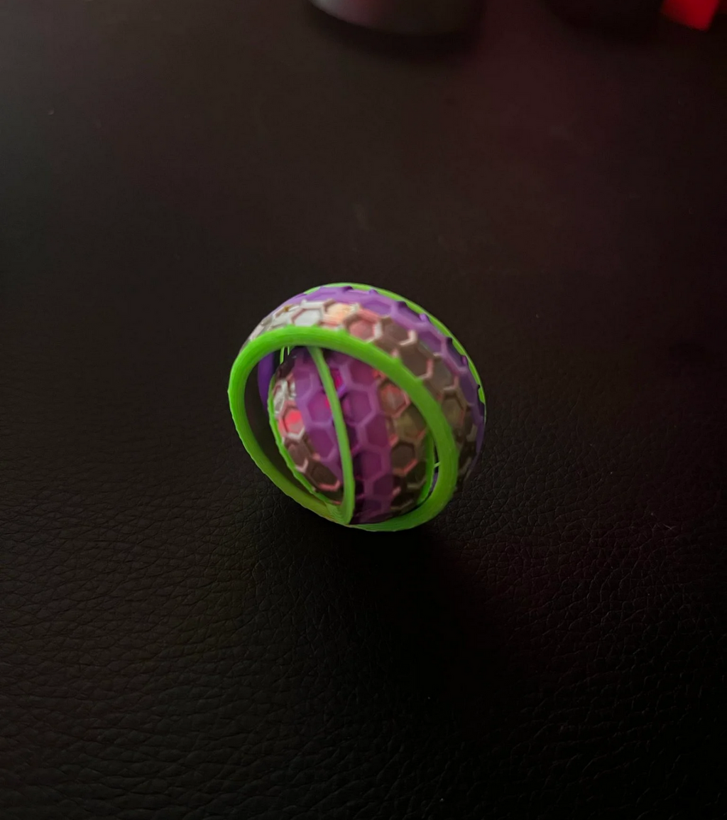HoneyComb fidget ring