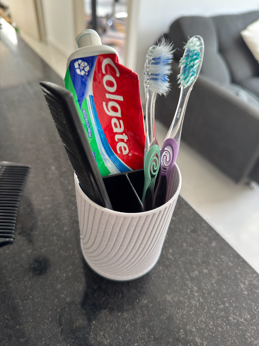 Toothbrush holder