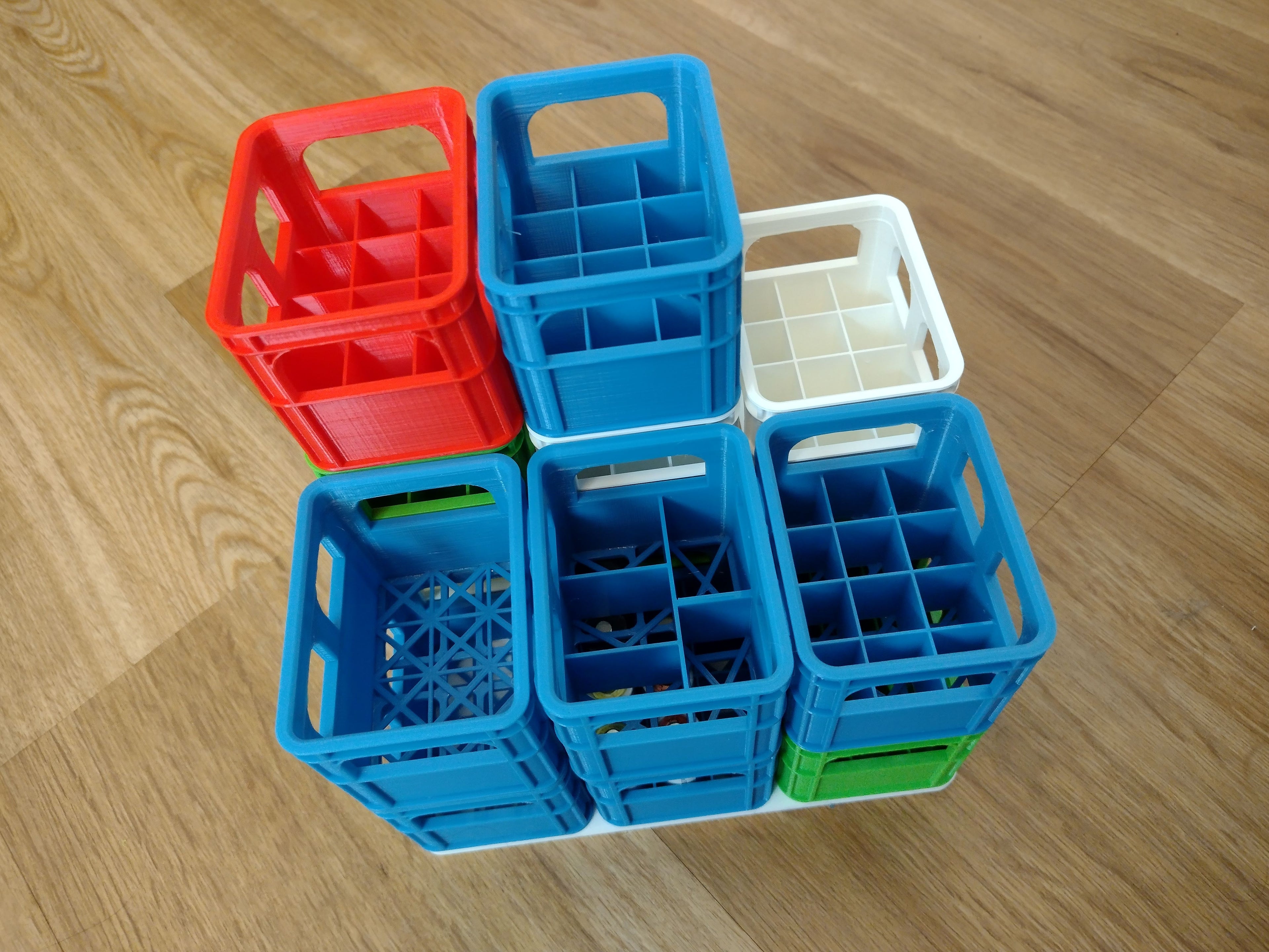 Customizable & stackable beer crate for all types of batteries