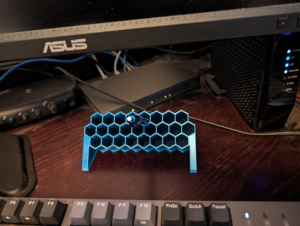 Angled hexagonal multicolor pen holder