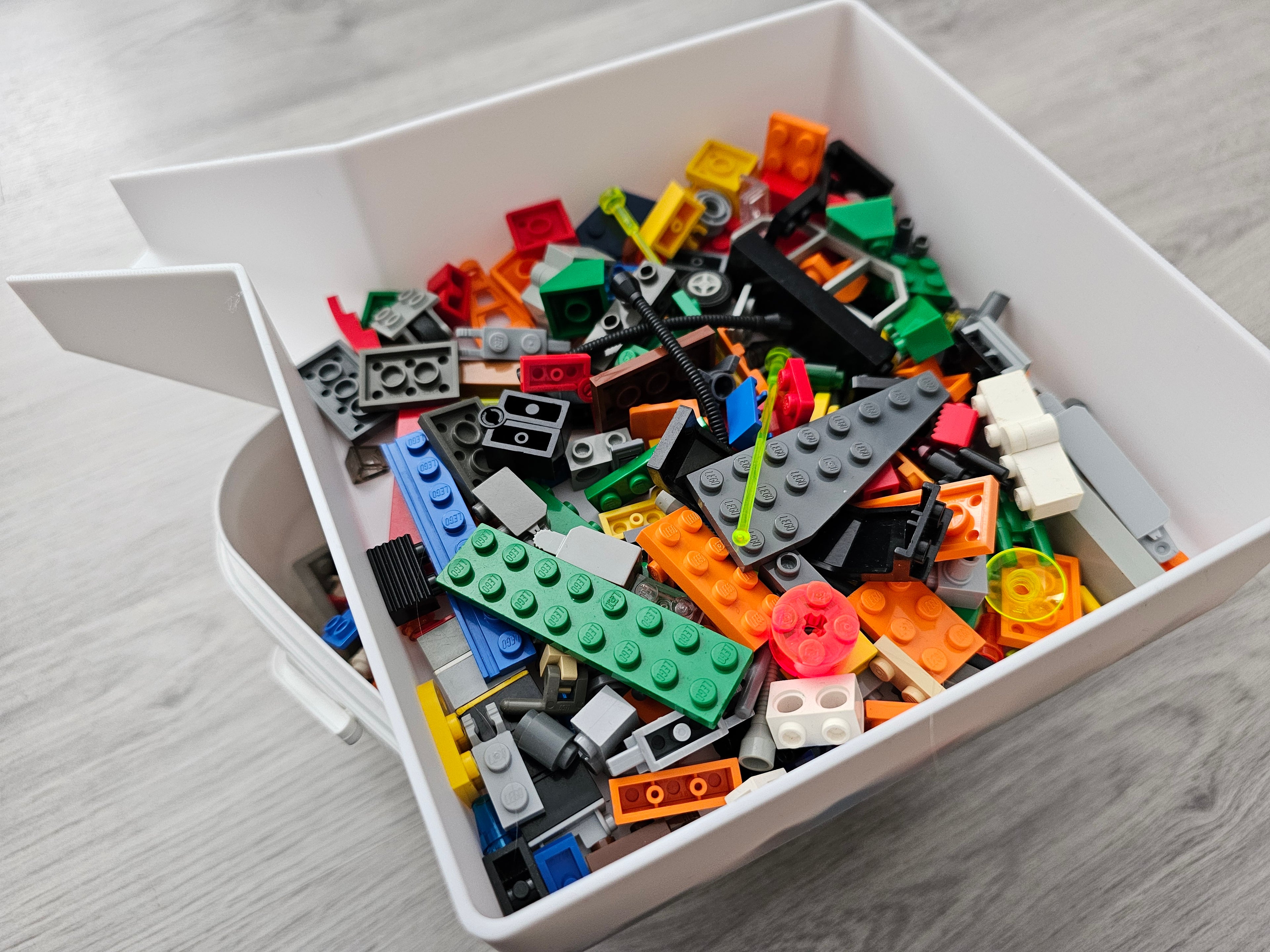 Brick sorting tray / small parts tray