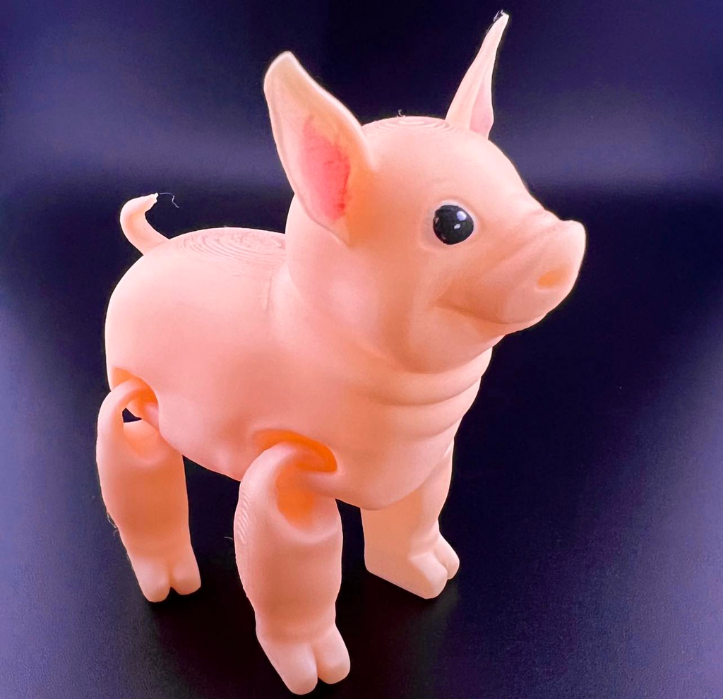 Zero supports! "Snorts" New pig in town! Articulated print in place