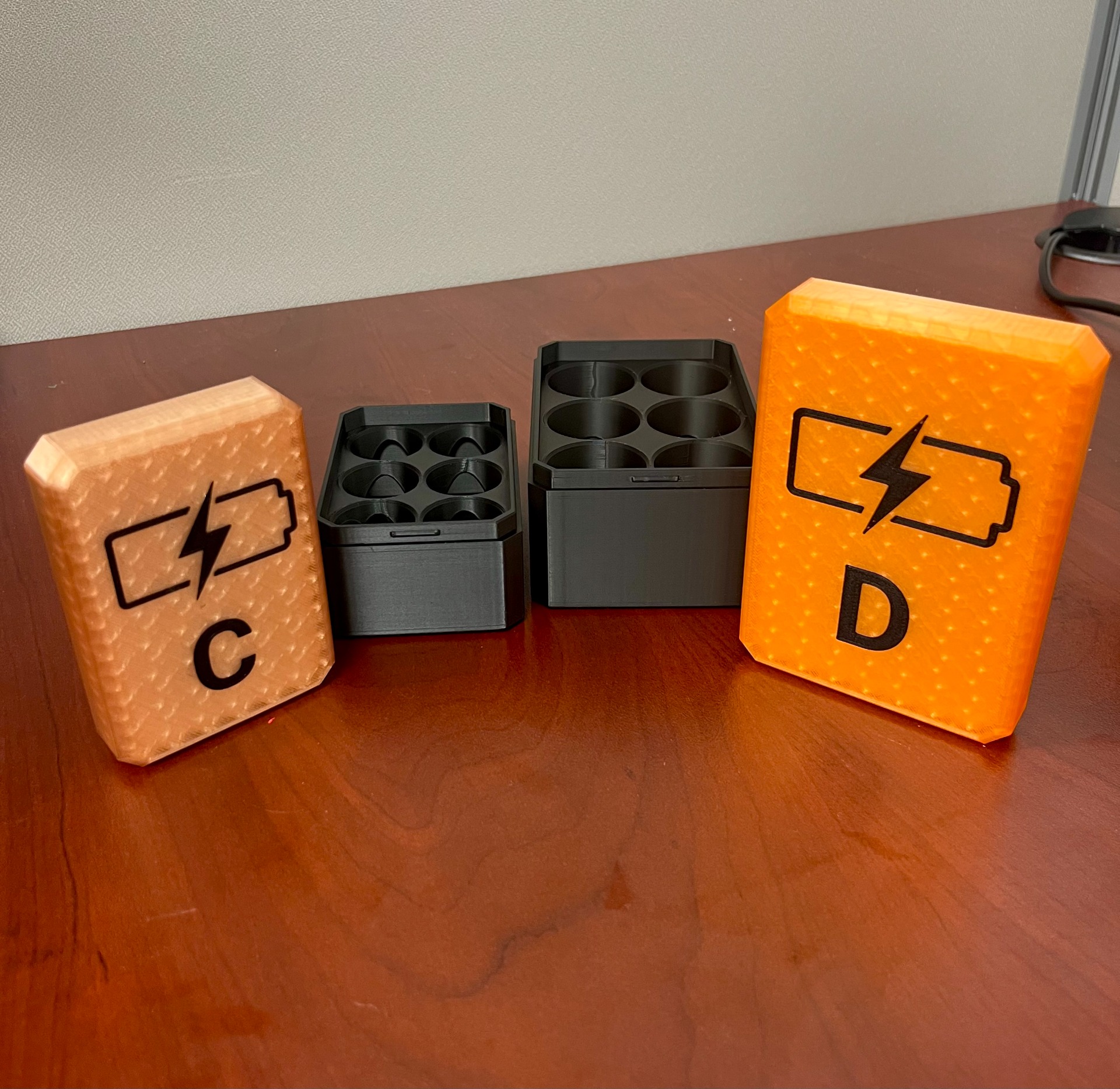 C and D Cell Battery Storage Boxes with Snap Lid