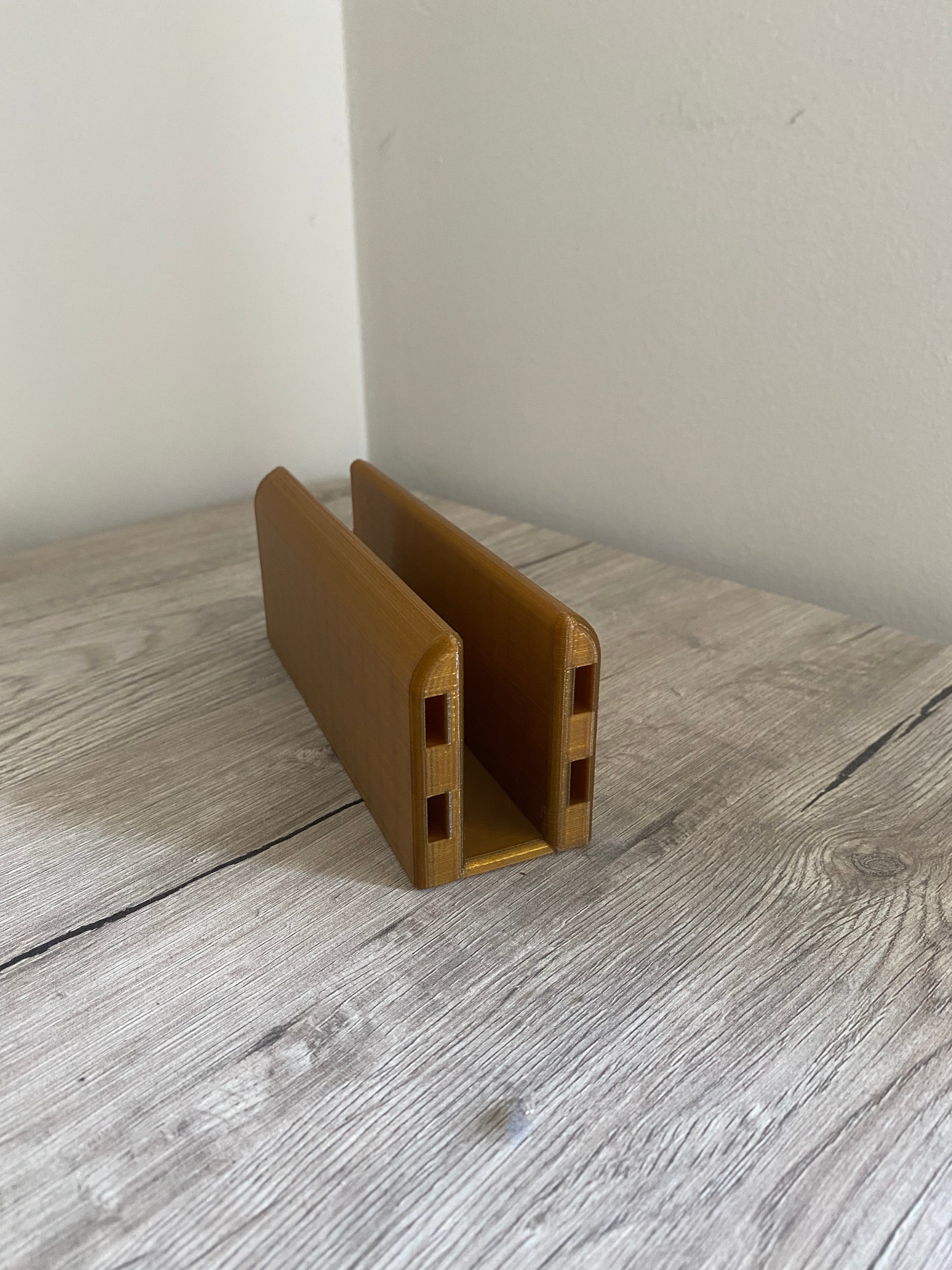 Vertical table laptop stand