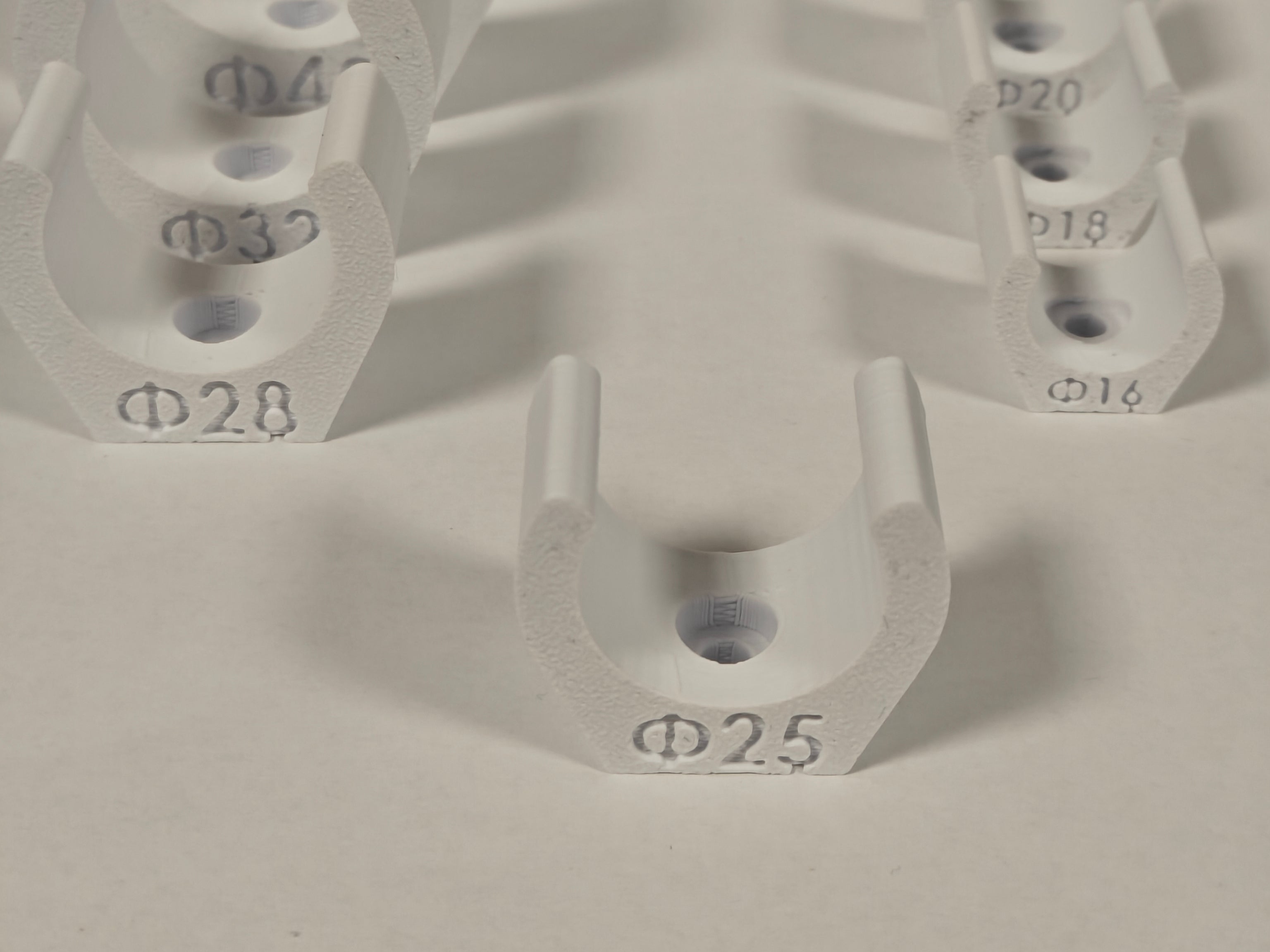 Heavy-Duty Pipe Clips (M4) | 16-50mm Set