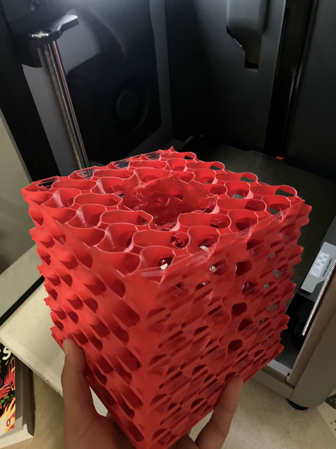 Gyroid Cube